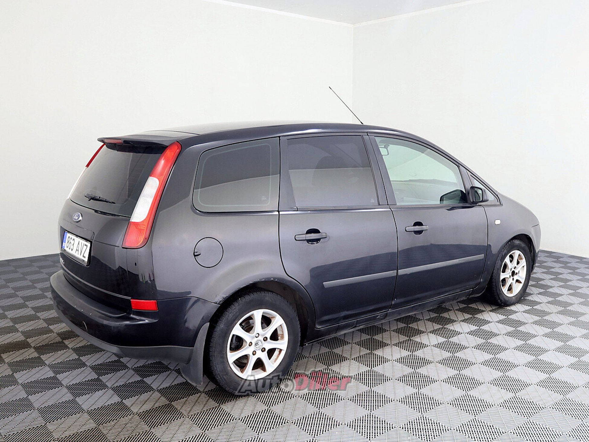Ford Focus 1.8 92kW 2006, kuva 3/7