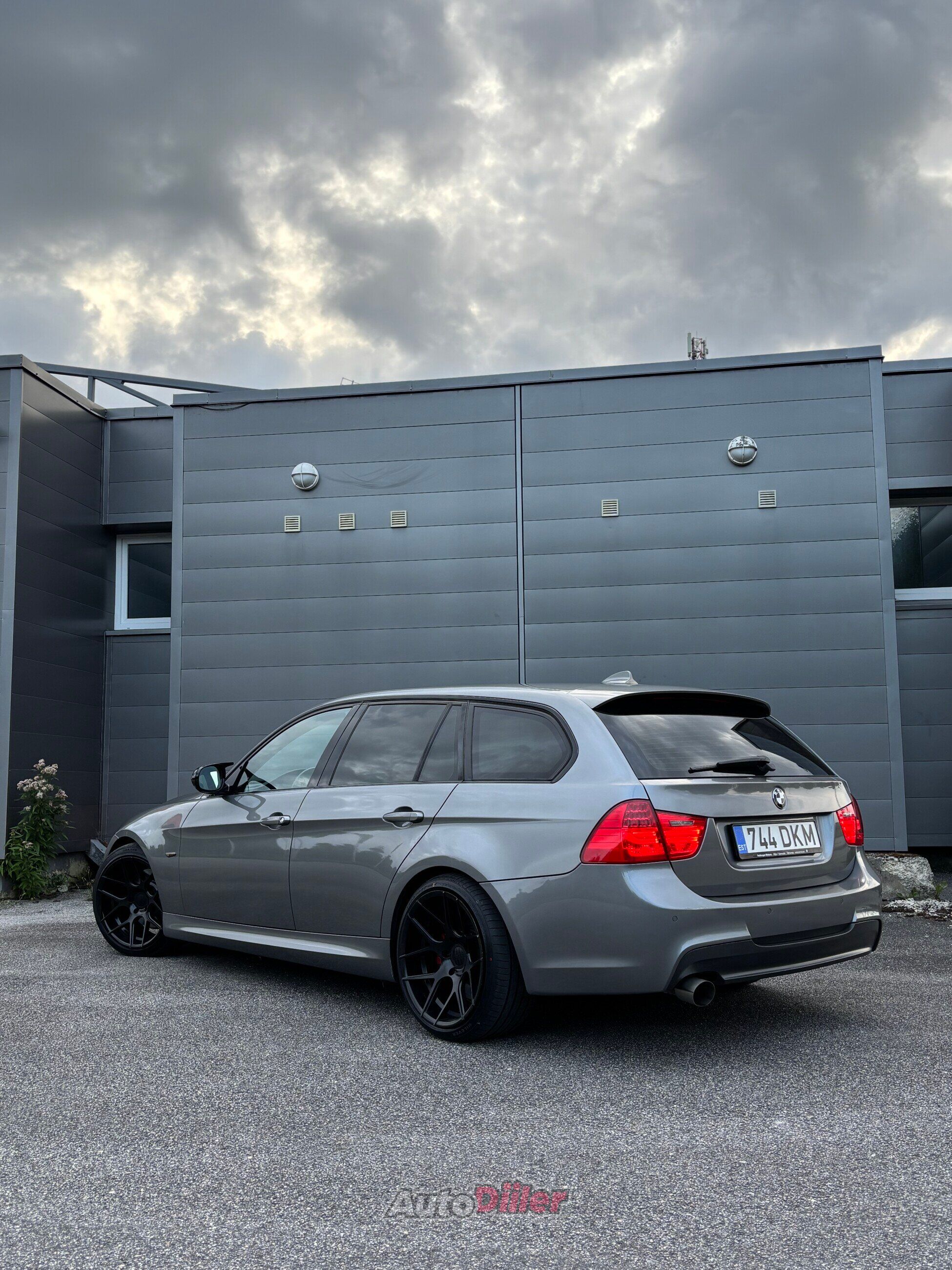 BMW 325 3.0 150kW 2010, photo 3/10