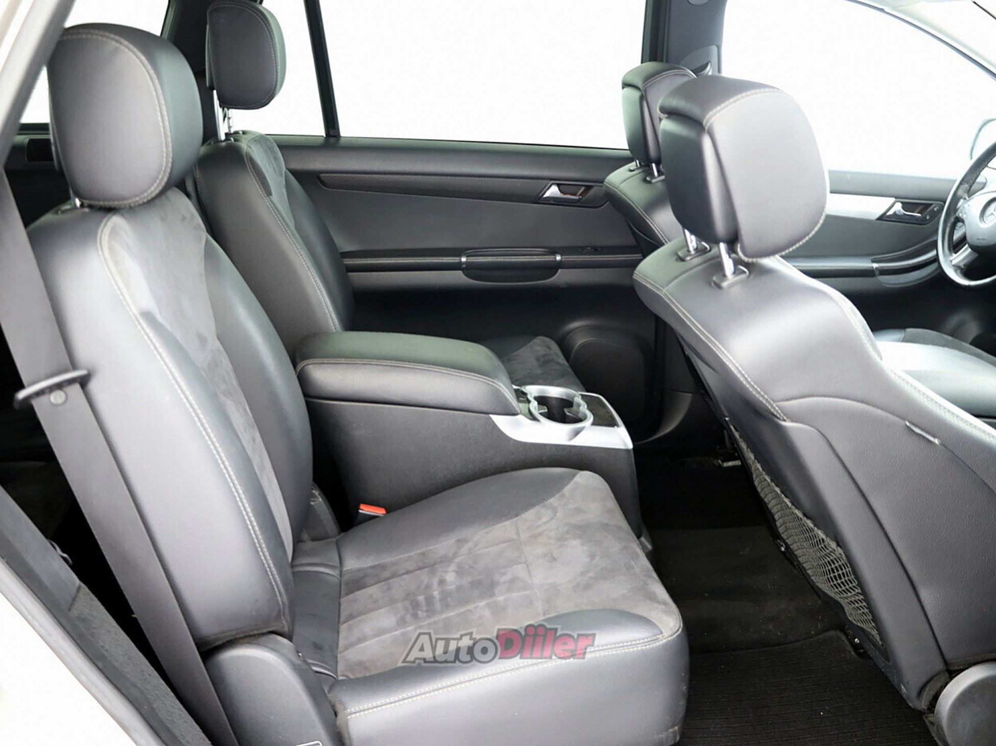 Mercedes-Benz R 320 3.0 165kW 2007, kuva 7/8