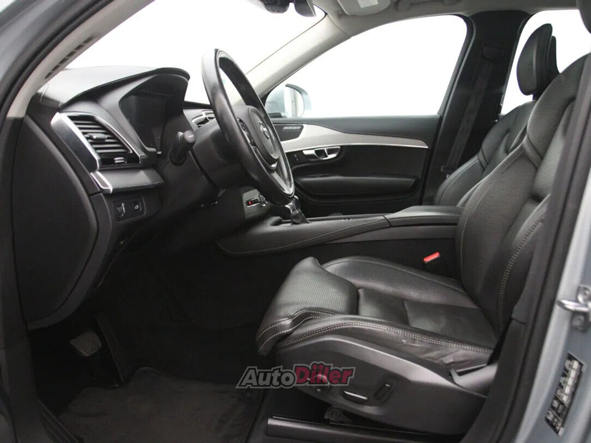 Volvo XC90 Inscription 2.0 173kW 2016, photo 4/10