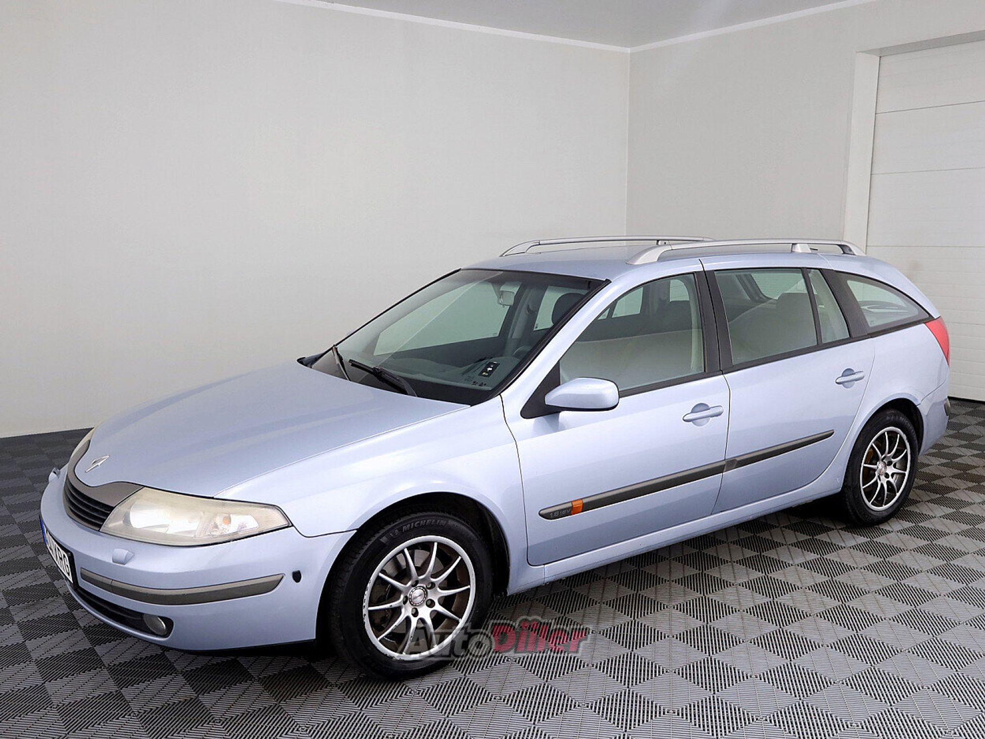 Renault Laguna 1.8 88kW 2001, photo 2/7