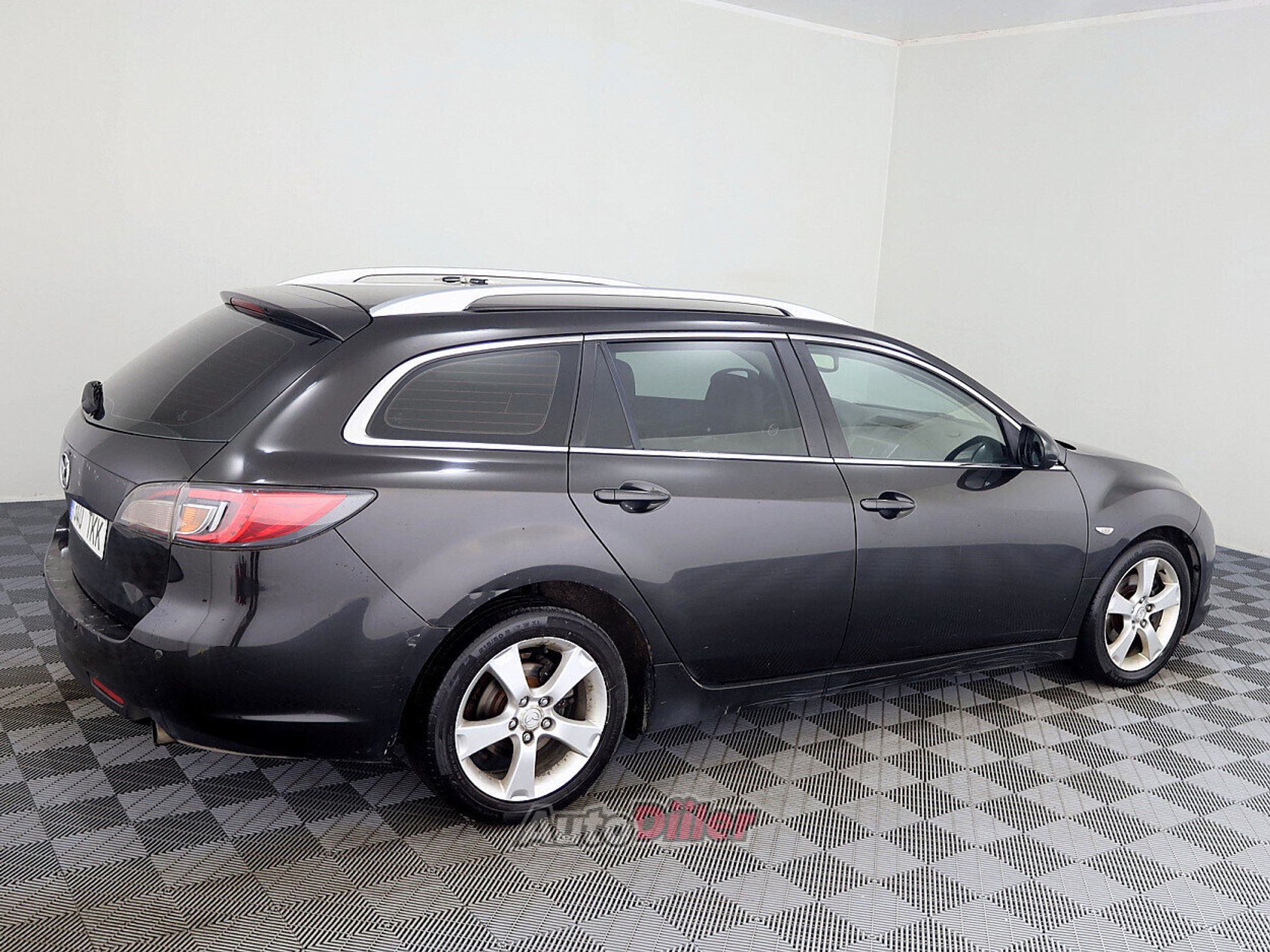 Mazda 6 2.2 120kW 2010, photo 3/8