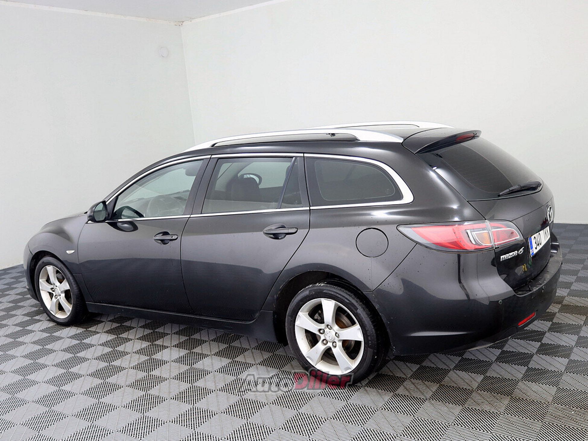 Mazda 6 2.2 120kW 2010, photo 4/8