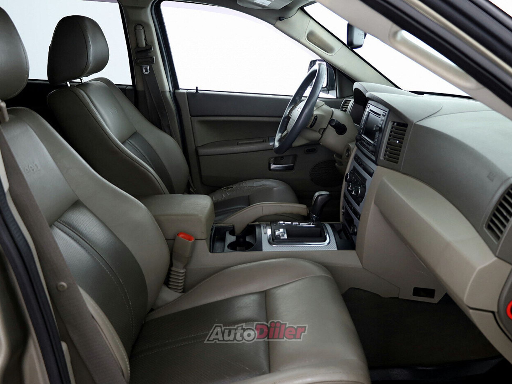 Jeep Grand Cherokee 3.0 160kW 2005, photo 6/7