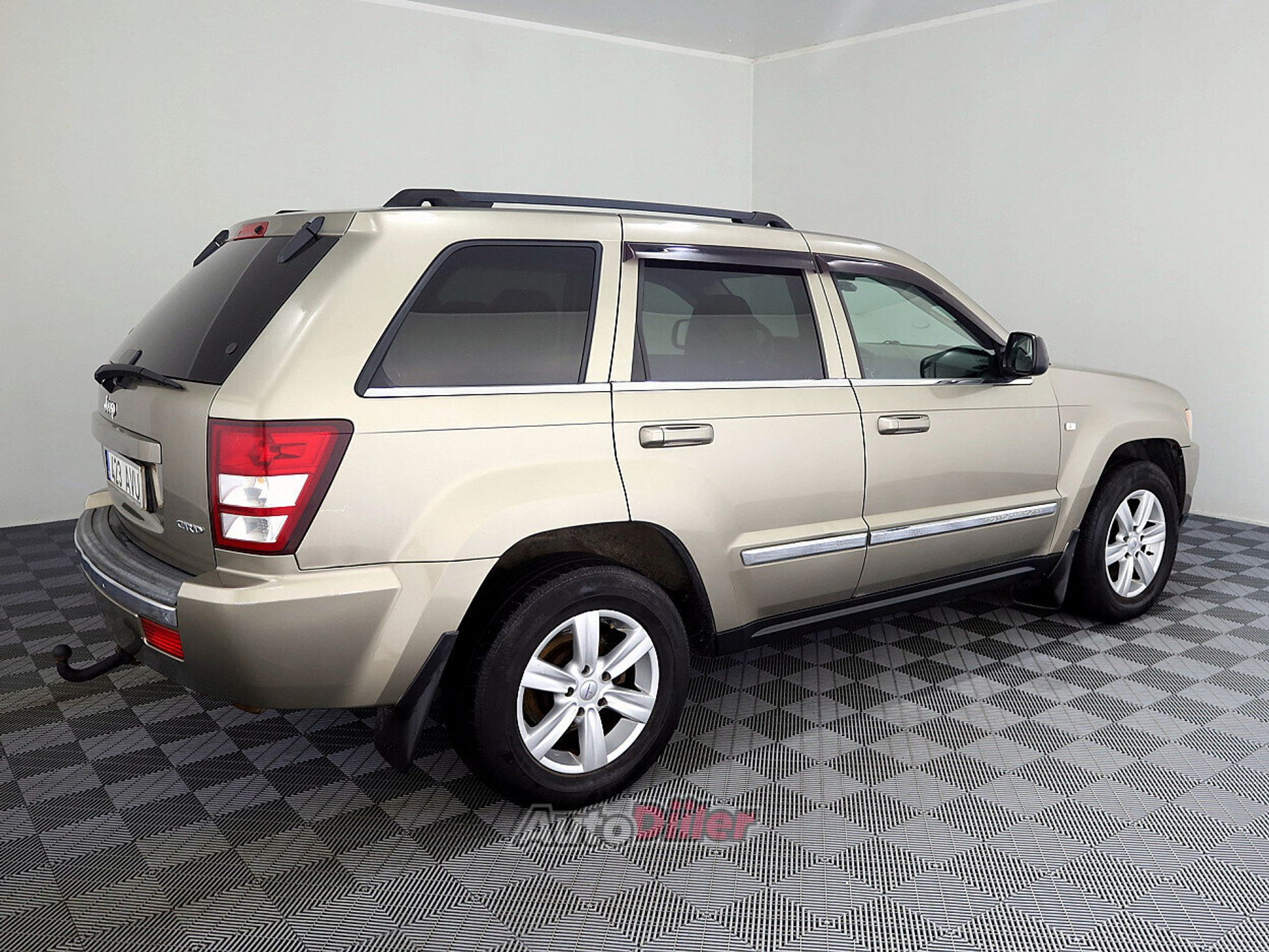 Jeep Grand Cherokee 3.0 160kW 2005, photo 3/7