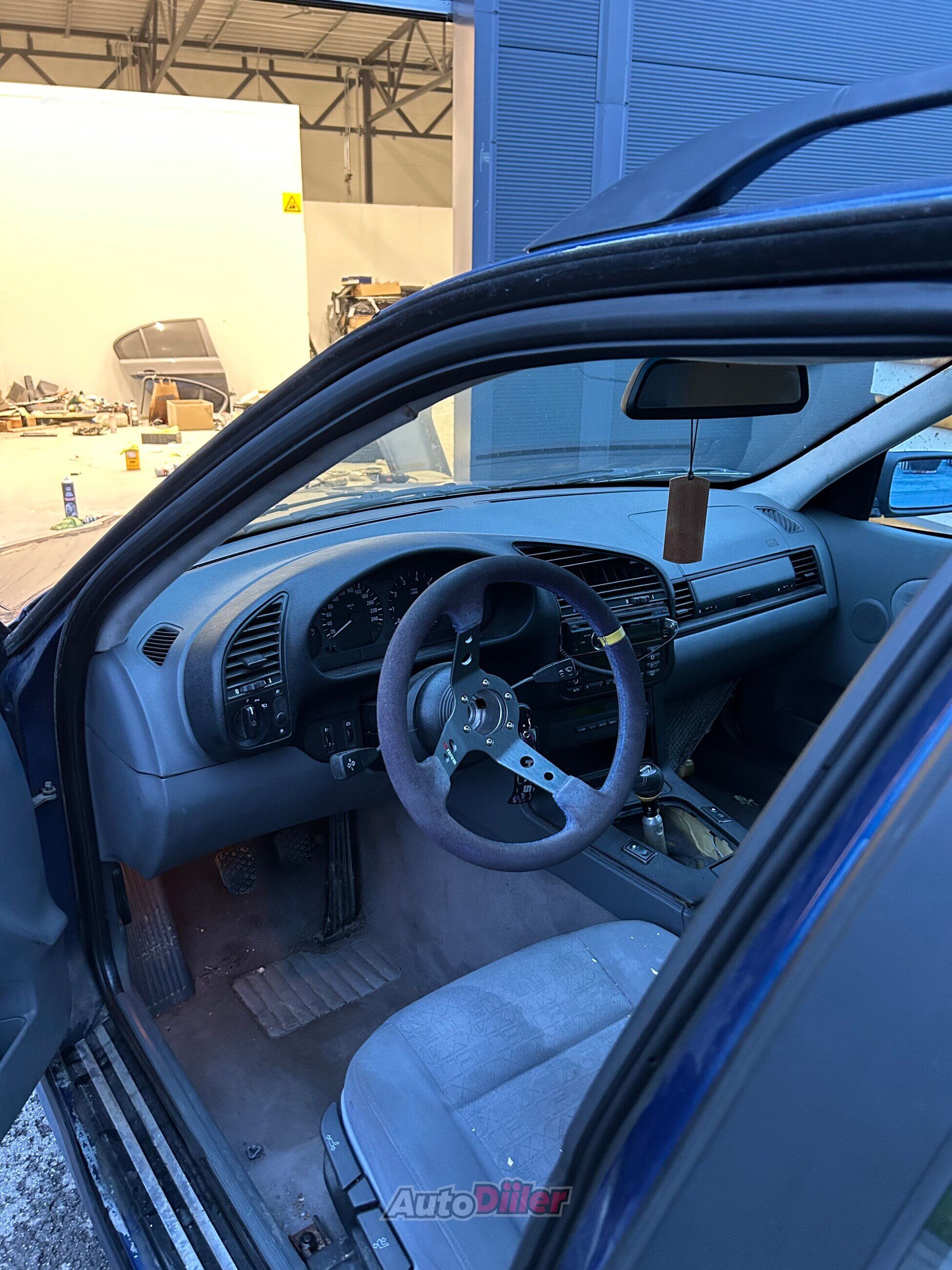 BMW 316 1.6 105kW 1999, kuva 5/10