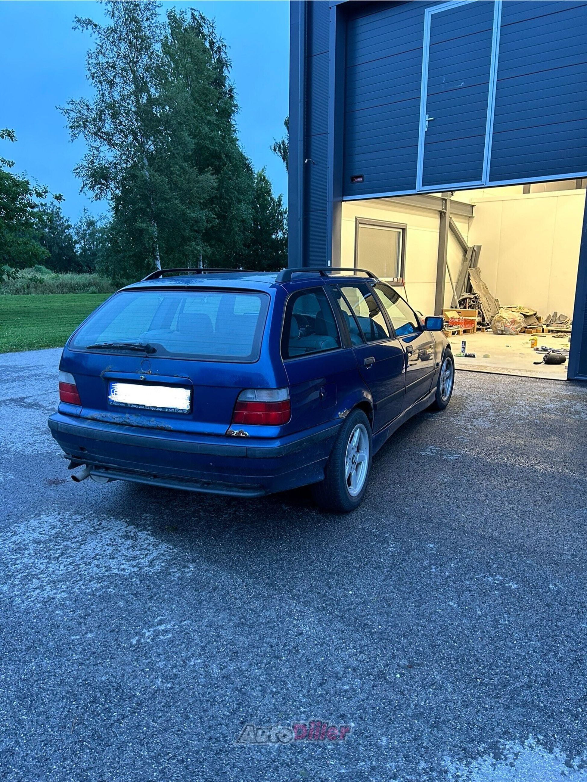BMW 316 1.6 105kW 1999, kuva 3/10