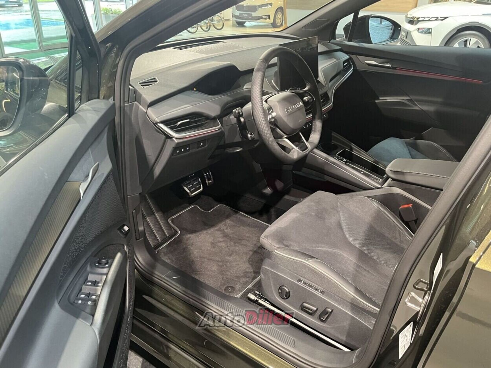 Skoda Enyaq NG SportLine 85 210kW 2026, kuva 5/10