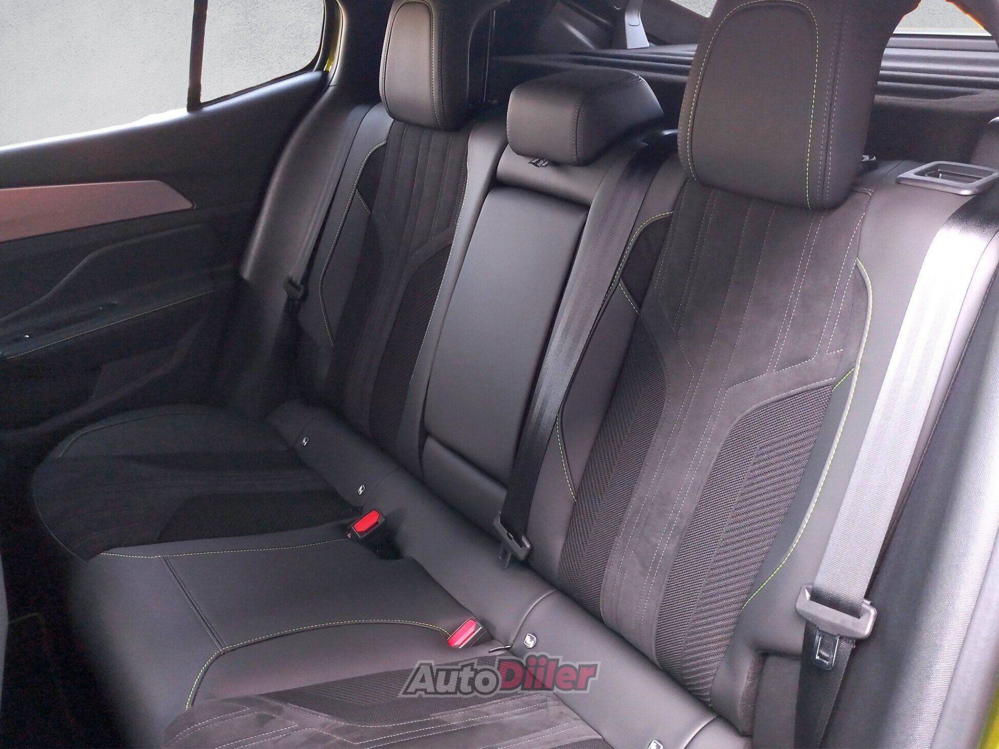 Peugeot 408 2026, photo 7/10