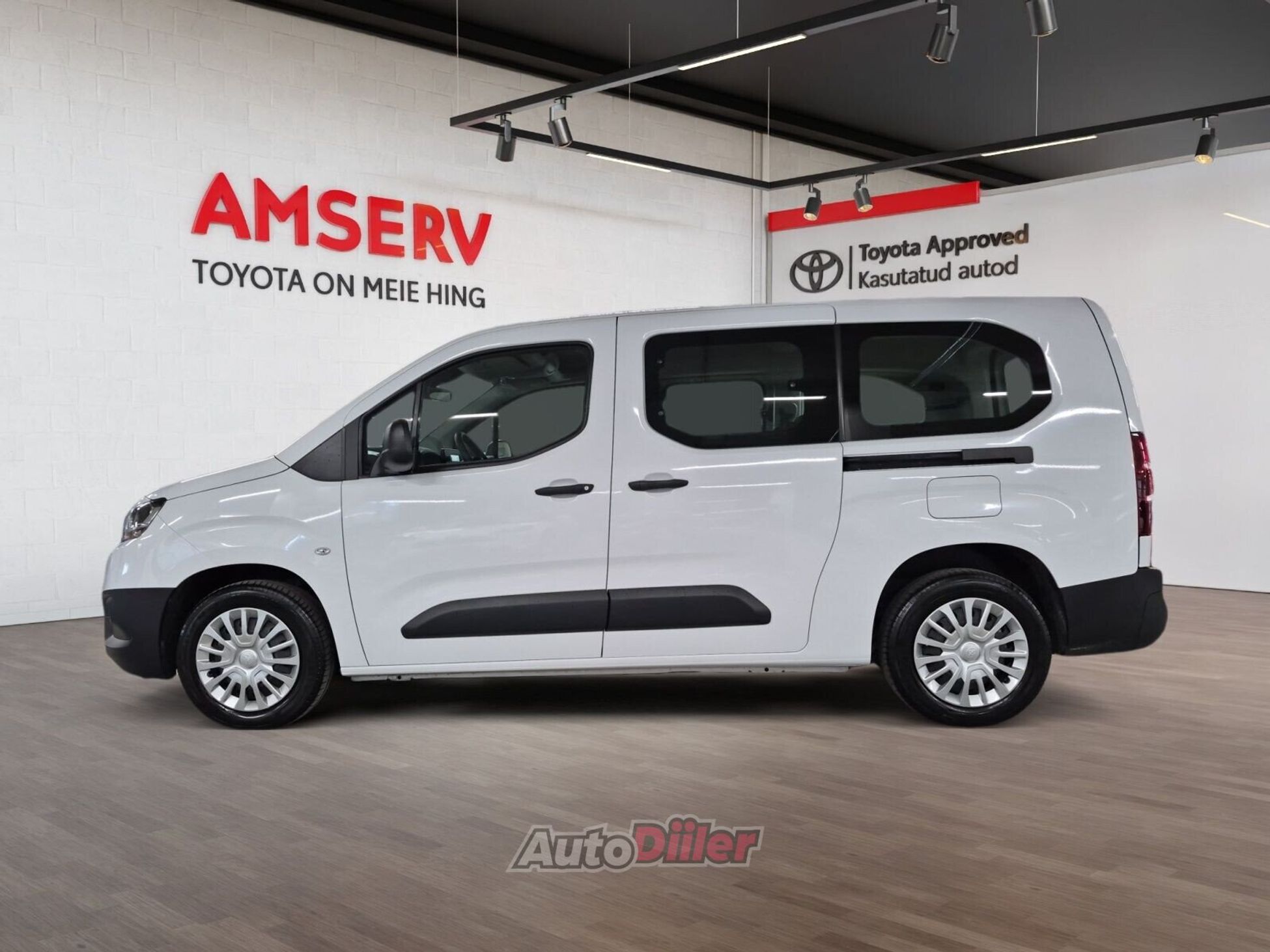 Toyota ProAce City 2023, photo 3/10
