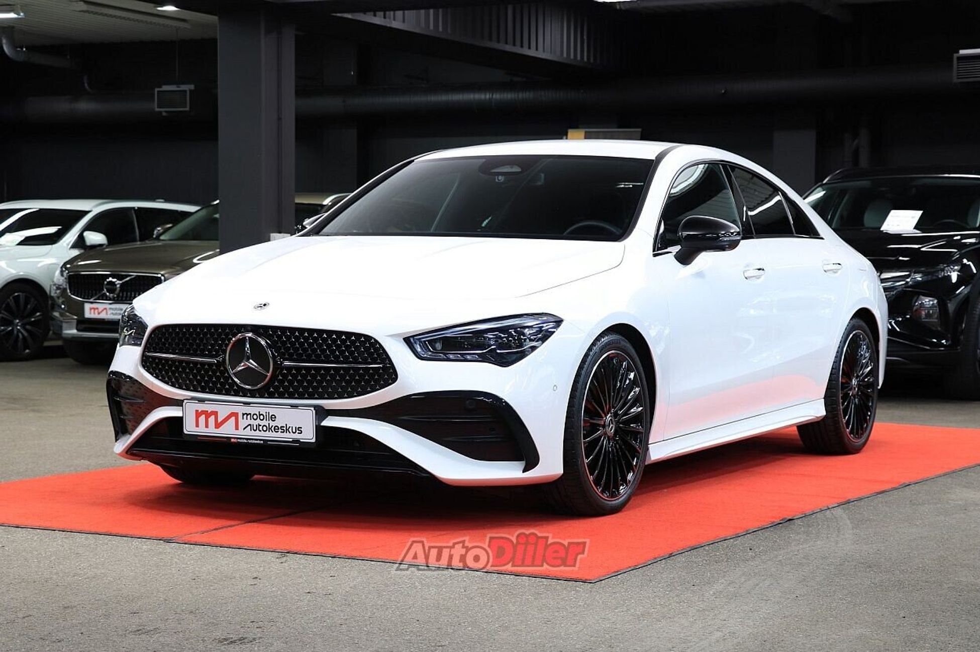 Mercedes-Benz CLA 200 2025, photo 2/10