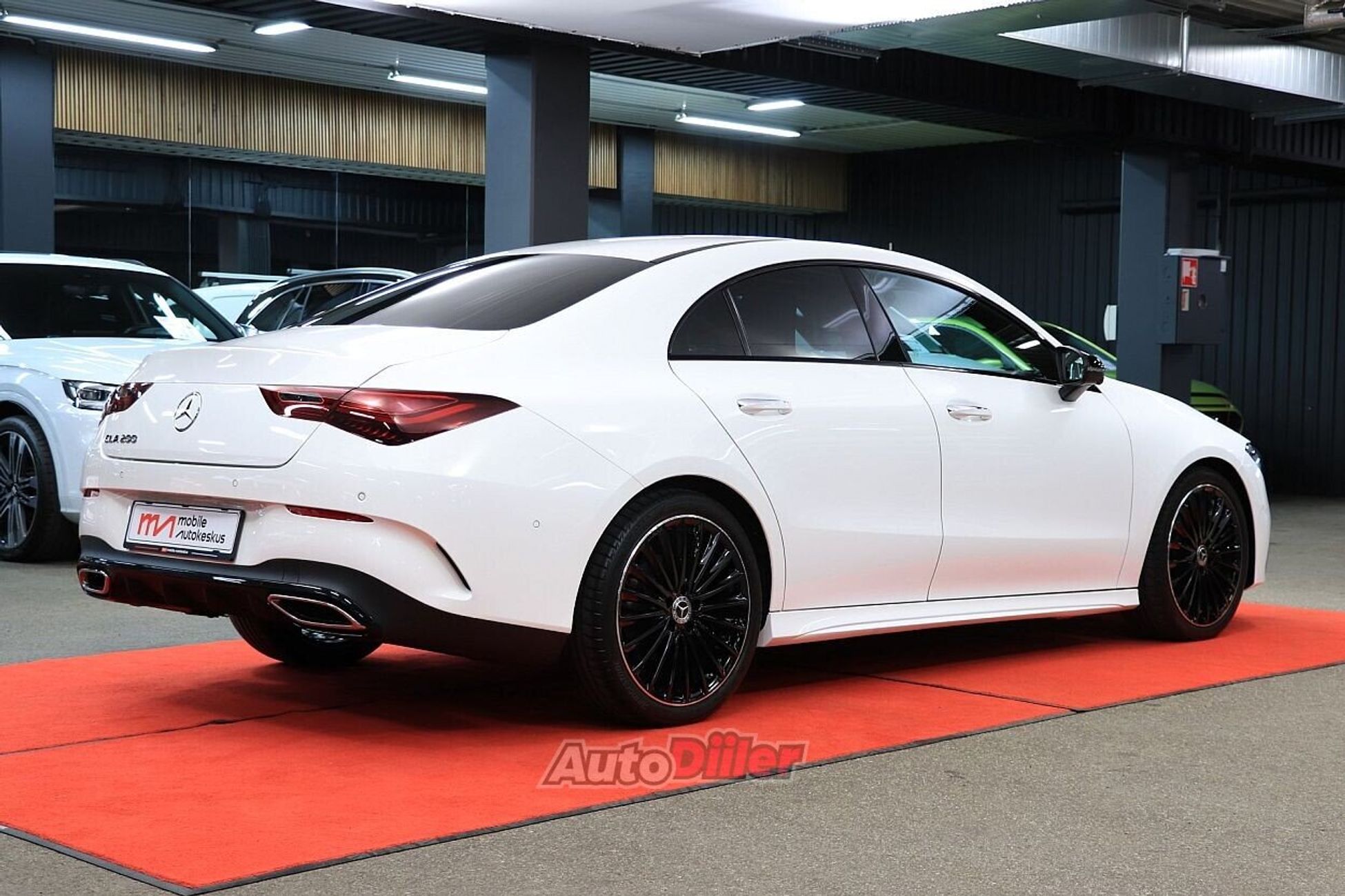 Mercedes-Benz CLA 200 2025, photo 3/10