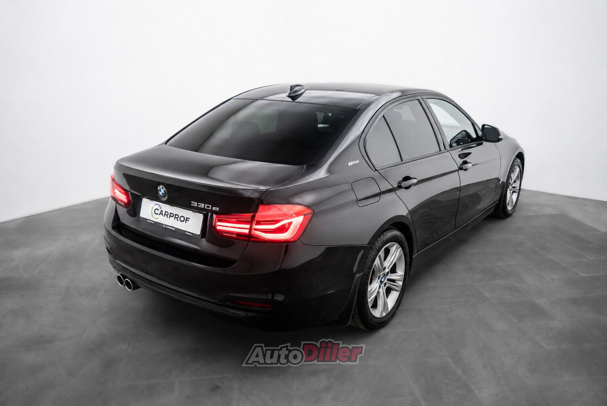 BMW 330 2.0 135kW 2017, kuva 4/10