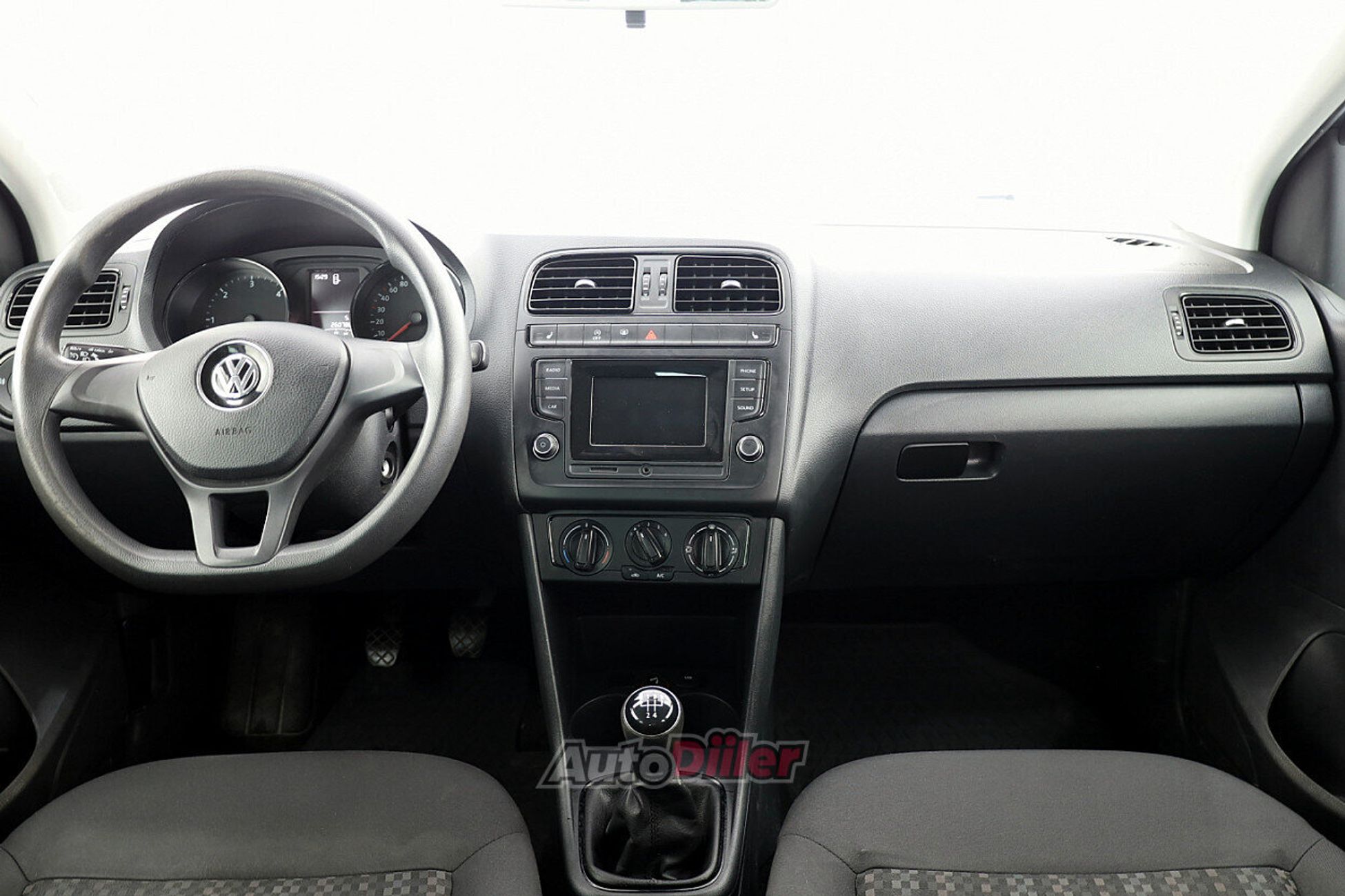 Volkswagen Polo 1.4 55kW 2014, kuva 5/8