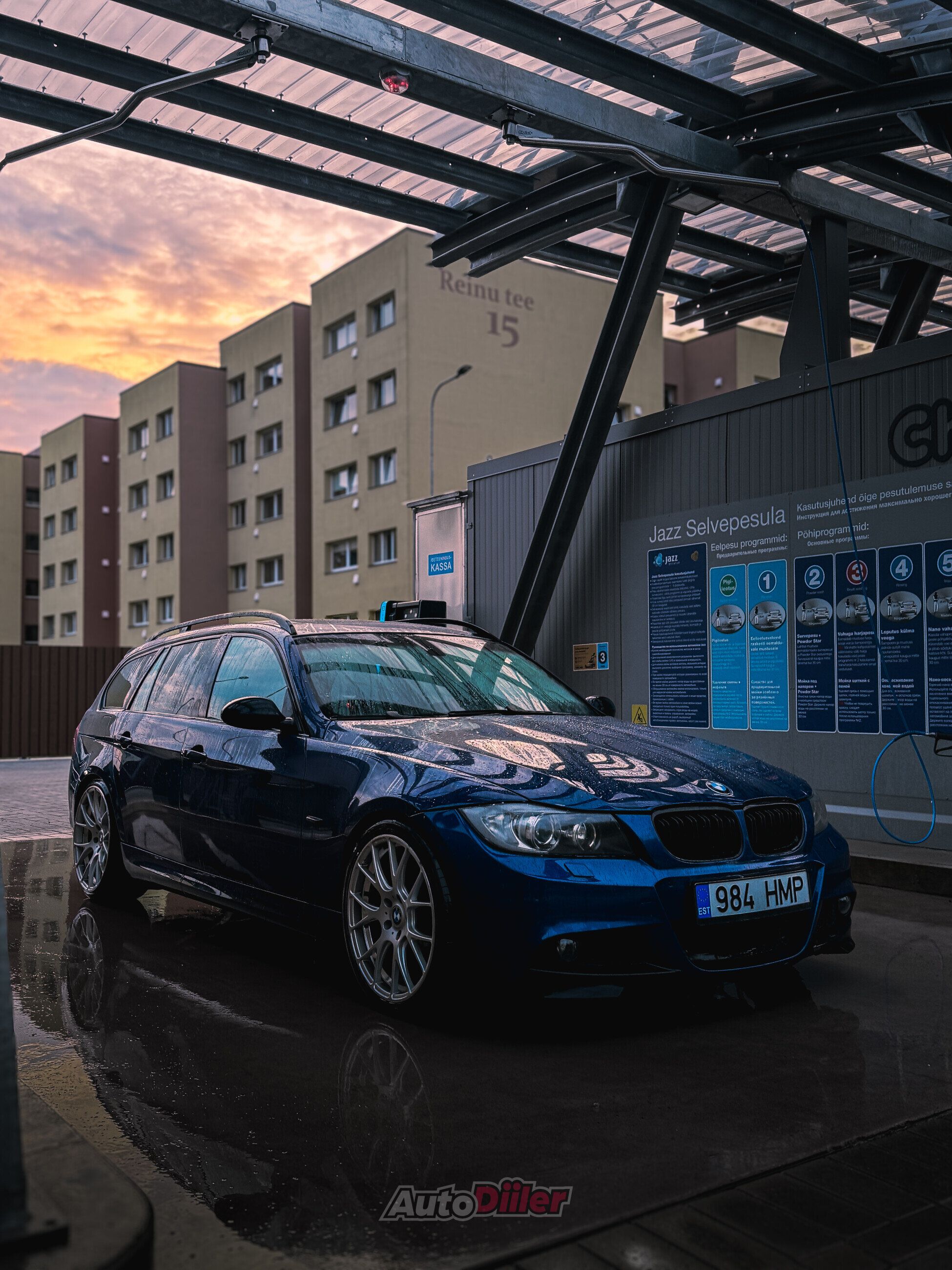 BMW 320