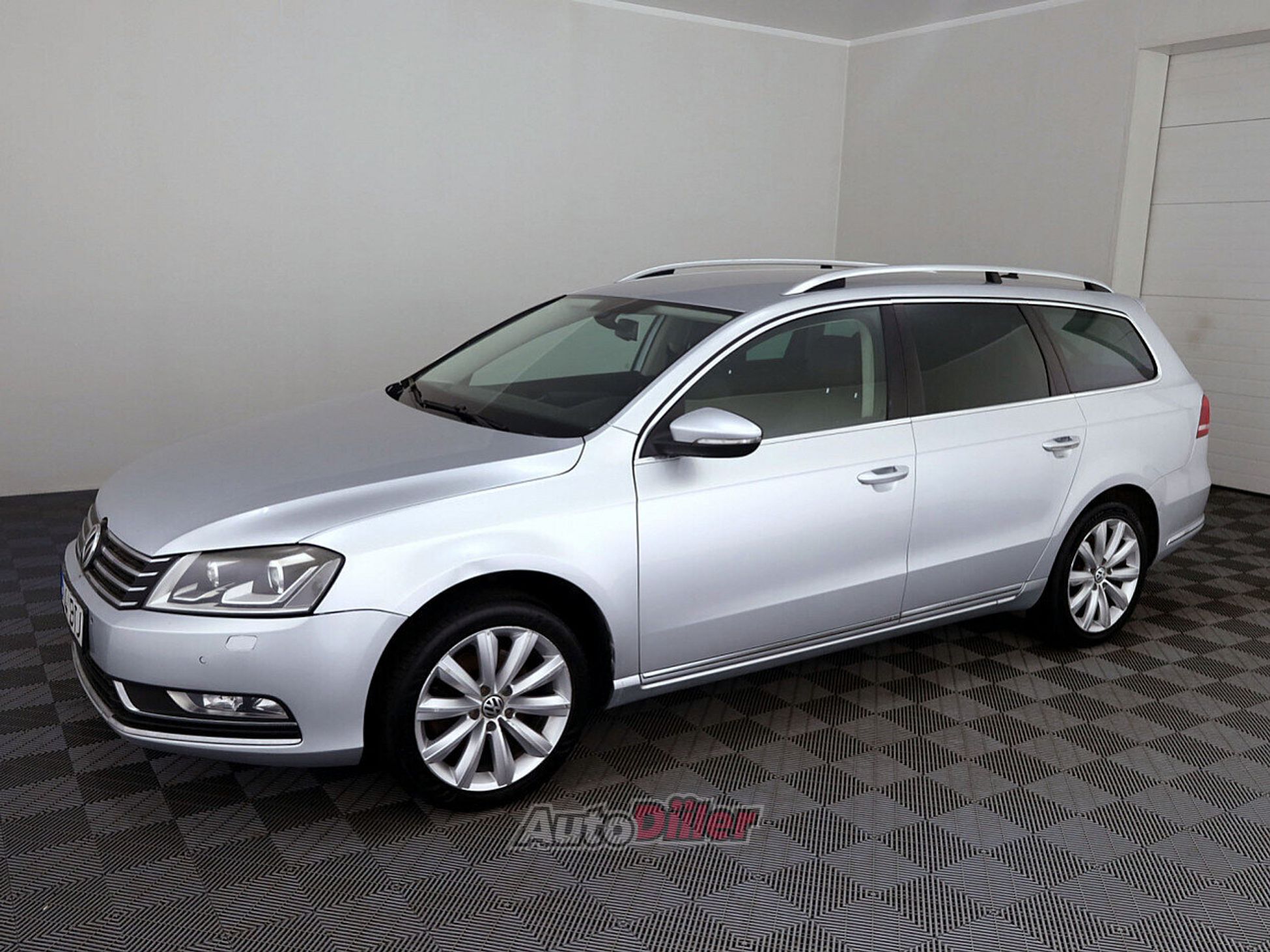 Volkswagen Passat 1.4 110kW 2013, kuva 2/7