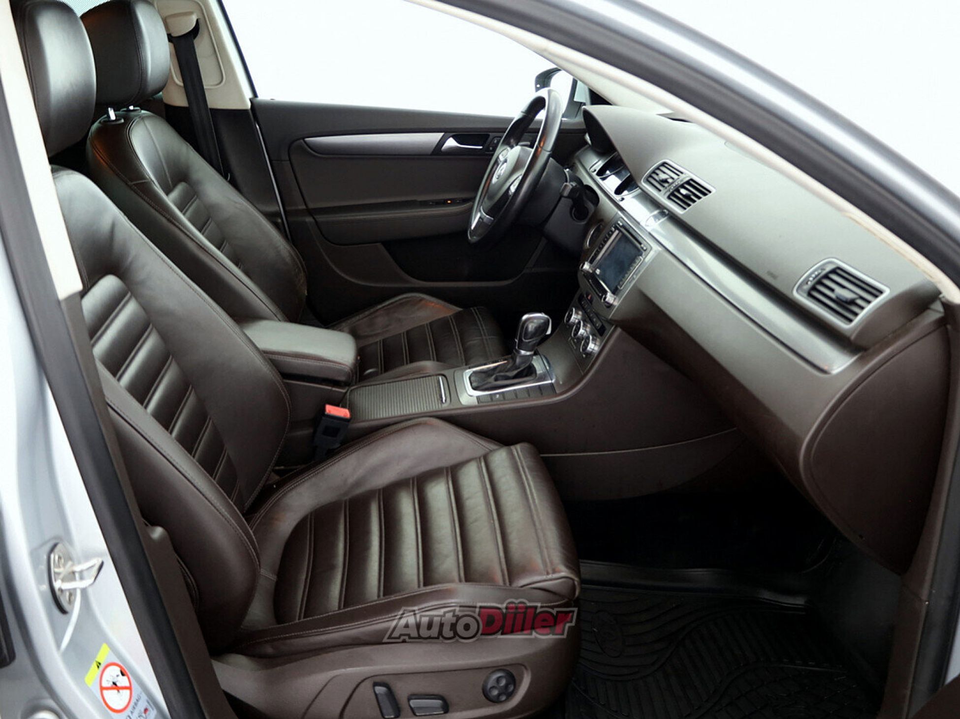 Volkswagen Passat 1.4 110kW 2013, kuva 6/7