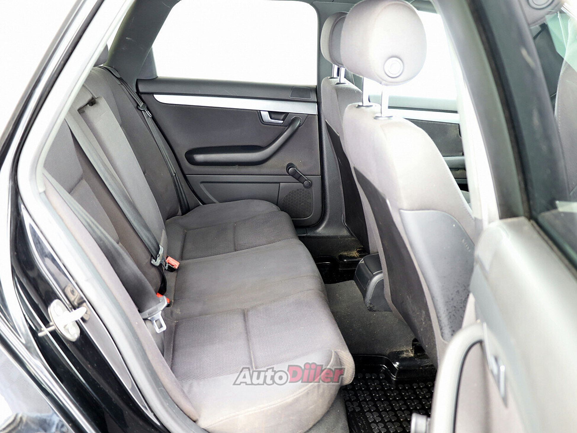 Audi A4 1.9 85kW 2005, photo 7/7