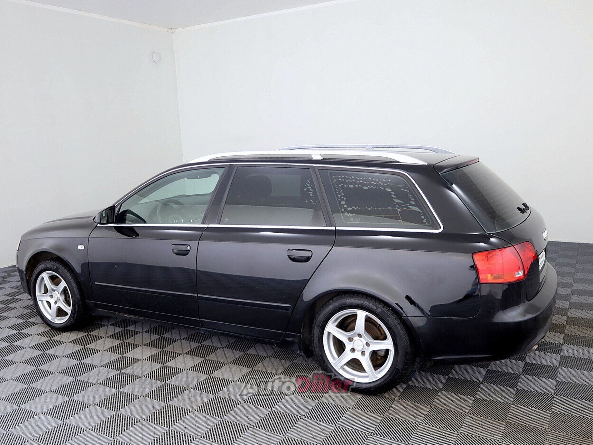 Audi A4 1.9 85kW 2005, photo 4/7