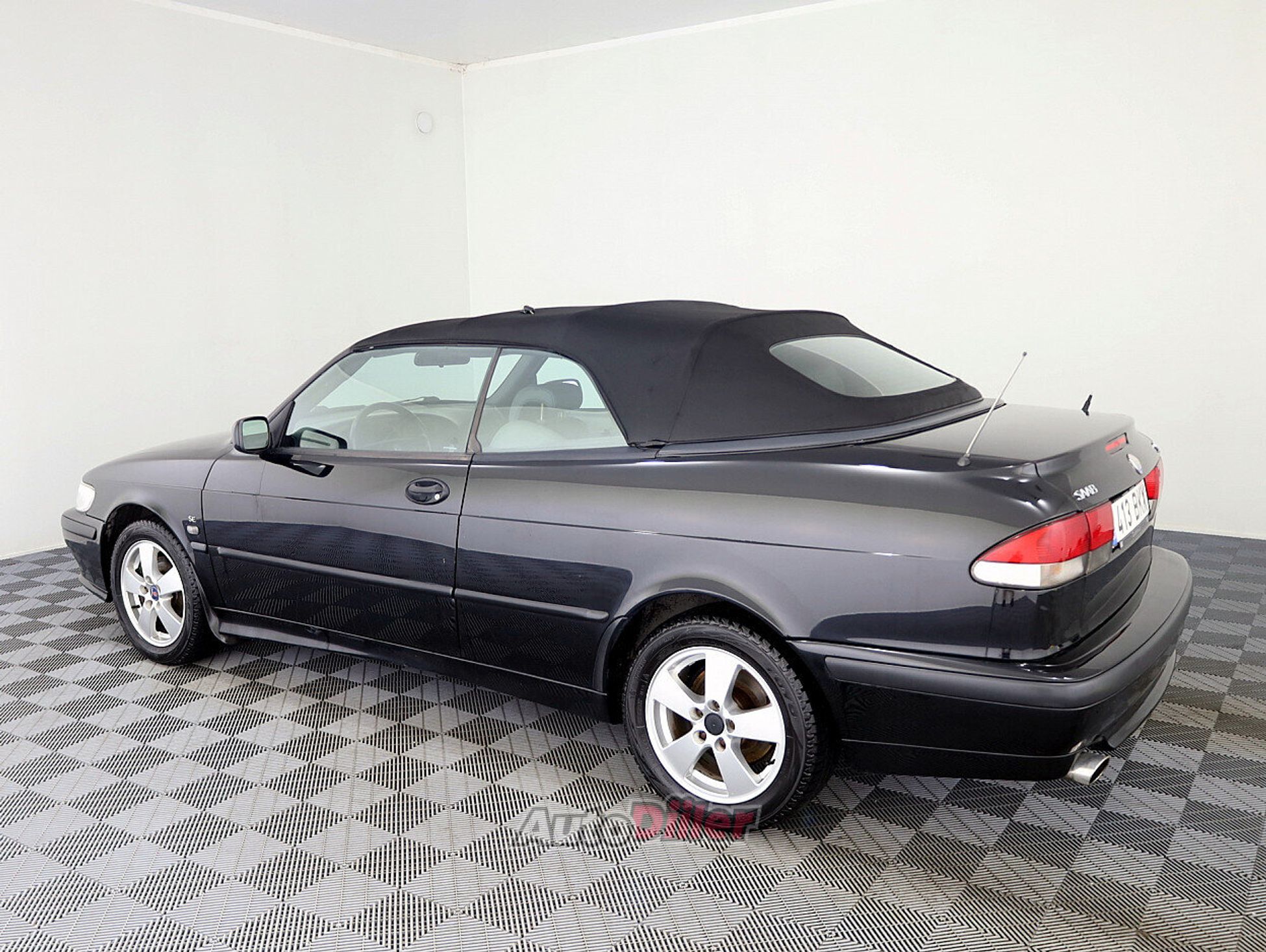 Saab 9-3 2.0 110kW 2002, kuva 6/10
