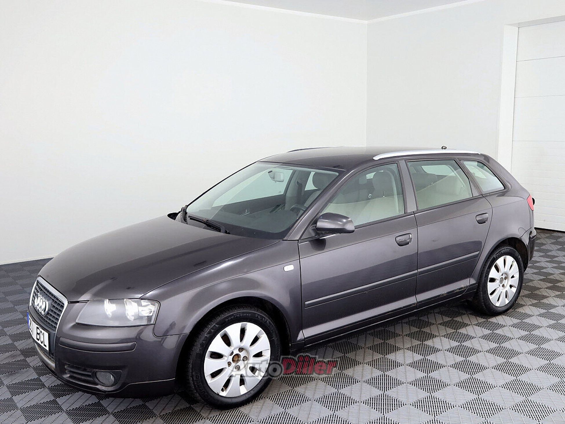 Audi A3 1.6 75kW 2006, photo 2/7