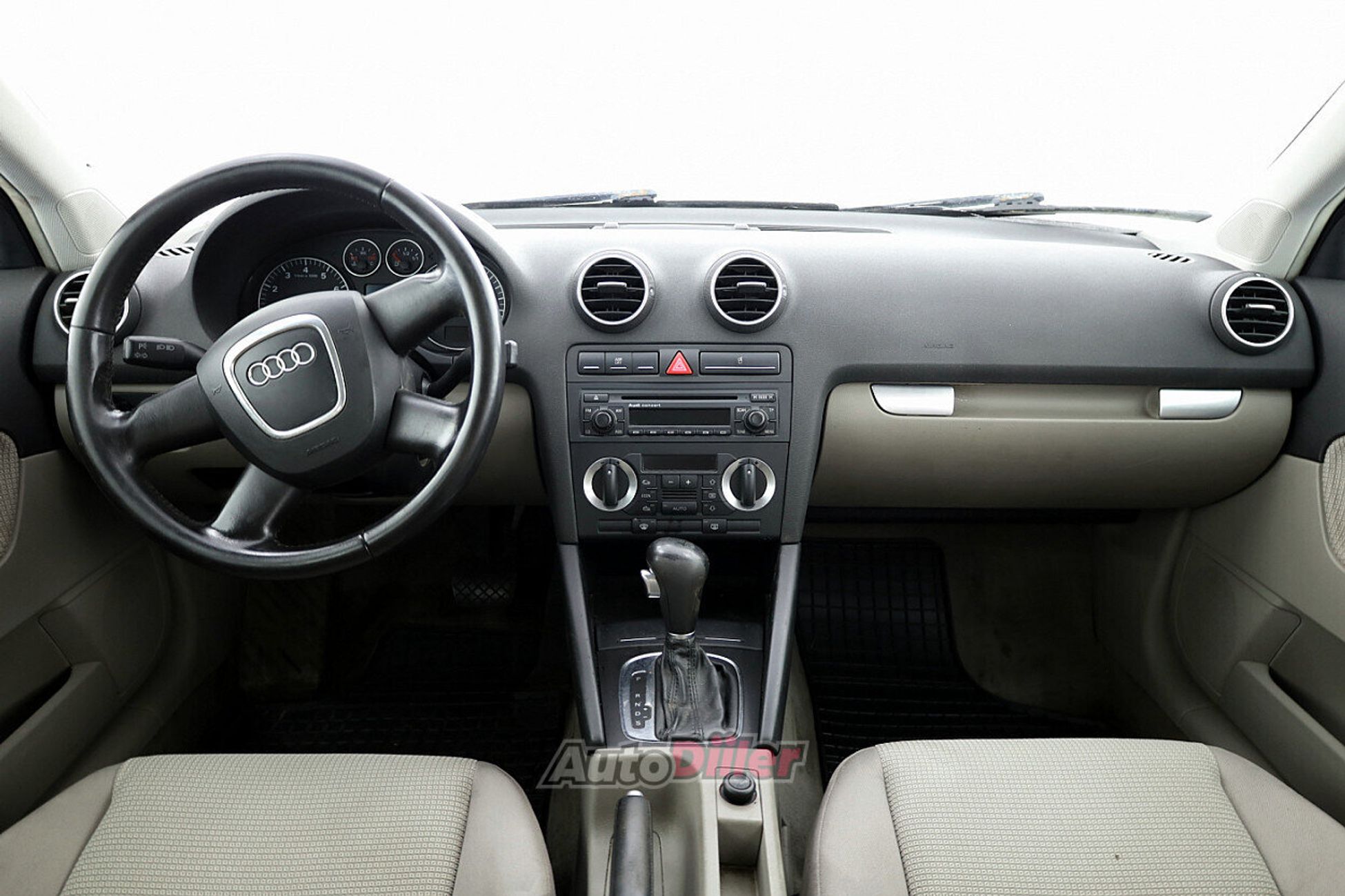 Audi A3 1.6 75kW 2006, photo 5/7