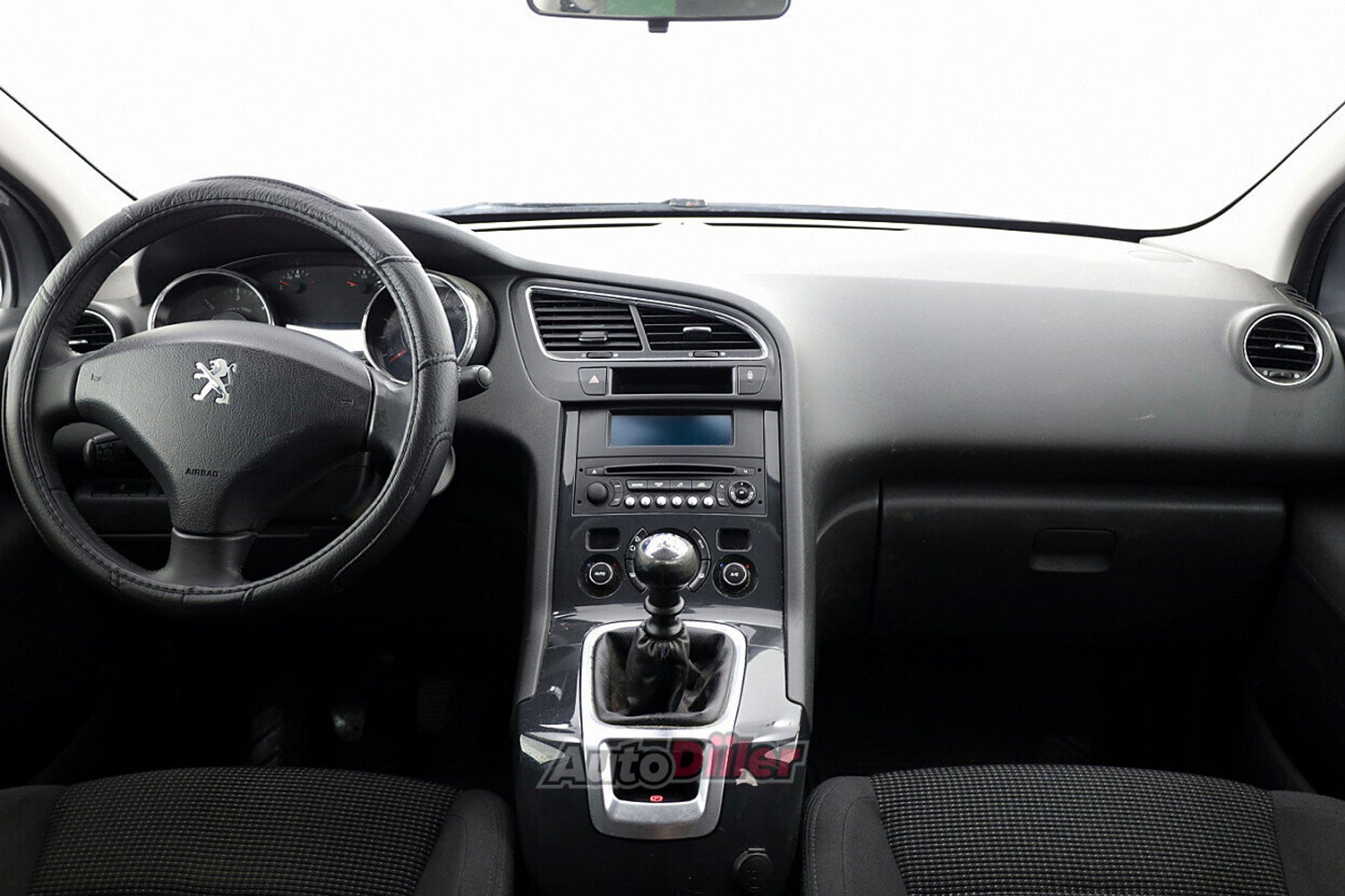 Peugeot 5008 1.6 84kW 2014, photo 5/8