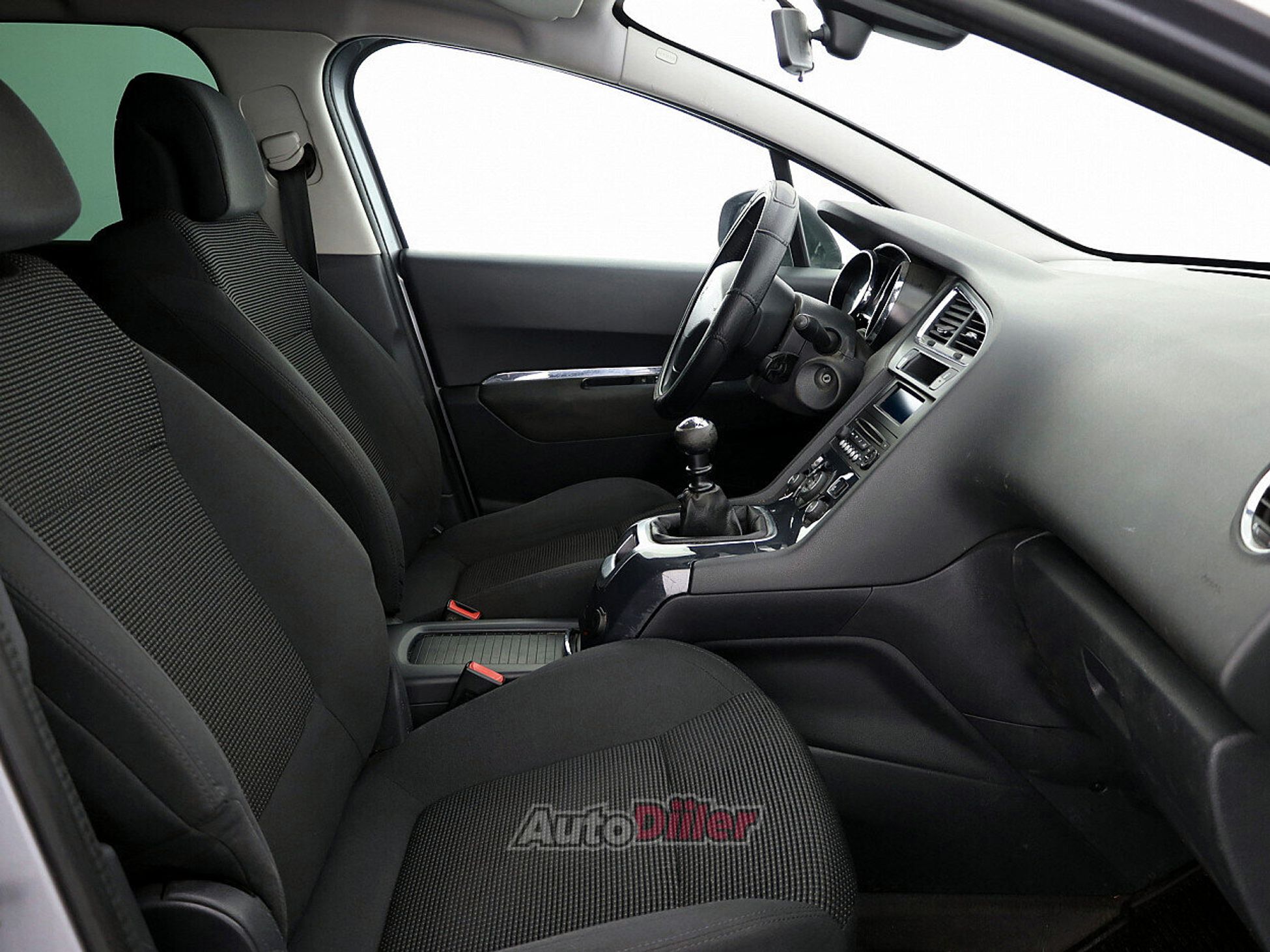Peugeot 5008 1.6 84kW 2014, photo 6/8