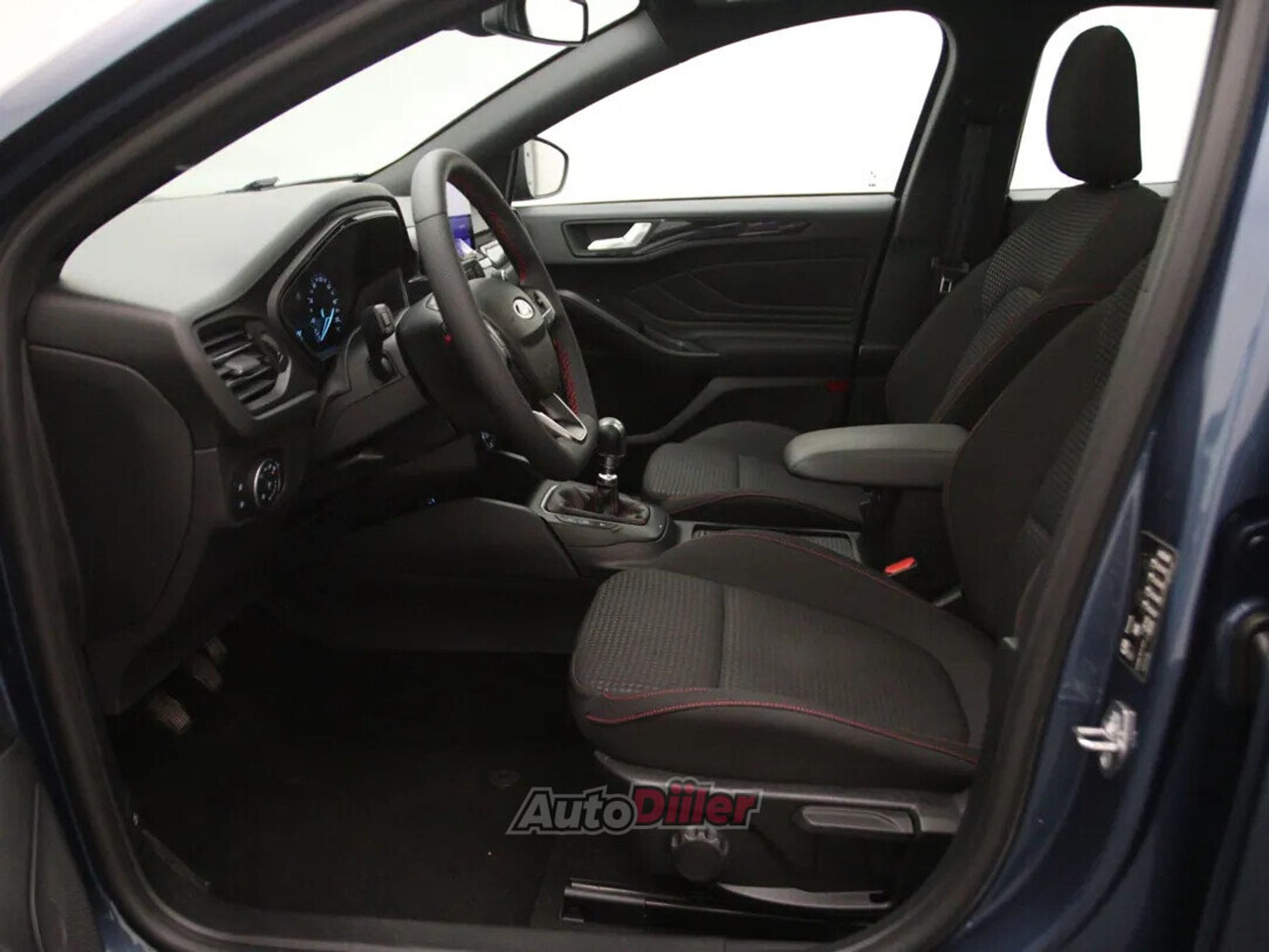 Ford Focus ST-Line 1.5 88kW 2021, photo 4/10
