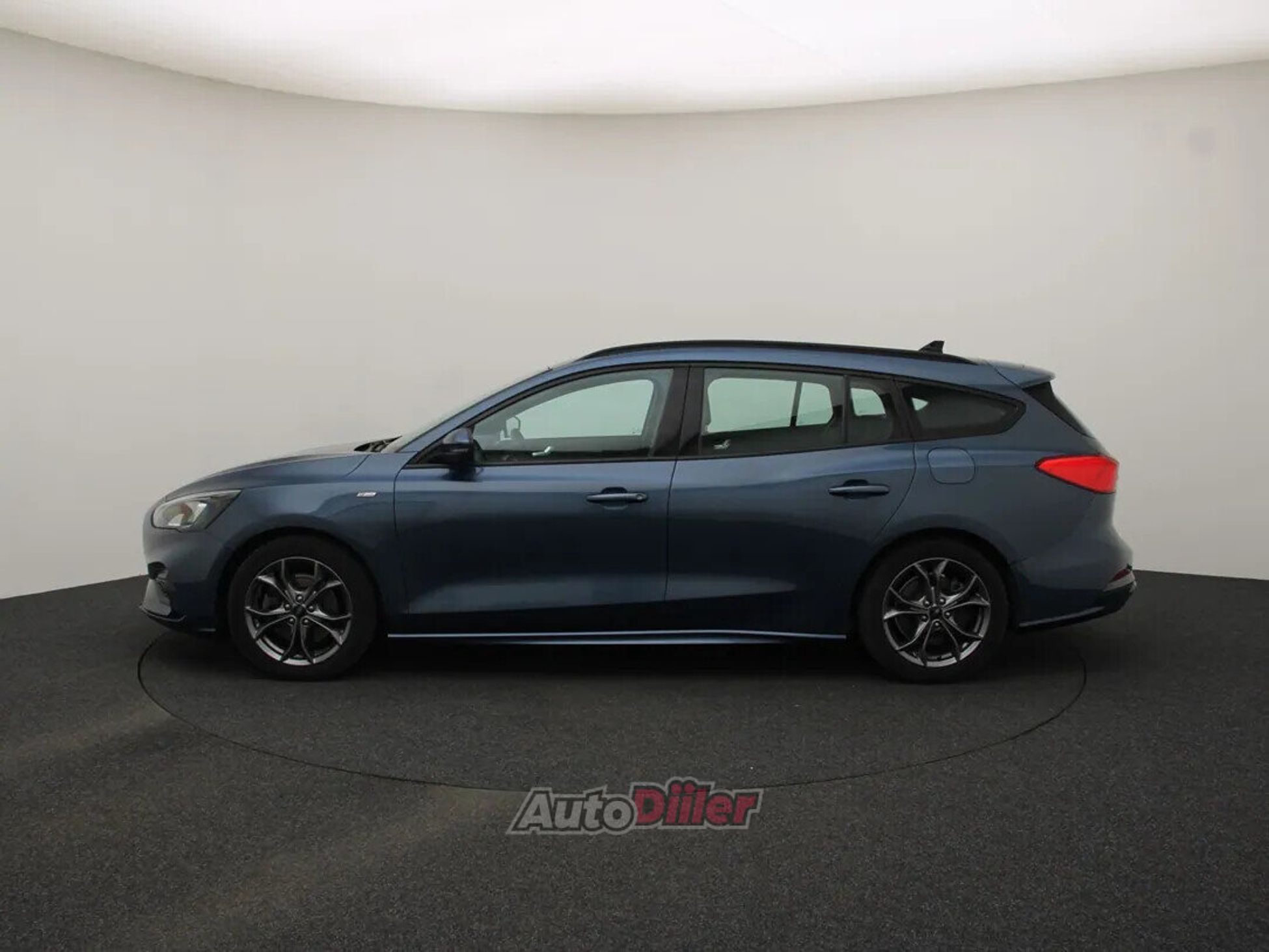 Ford Focus ST-Line 1.5 88kW 2021, photo 6/10