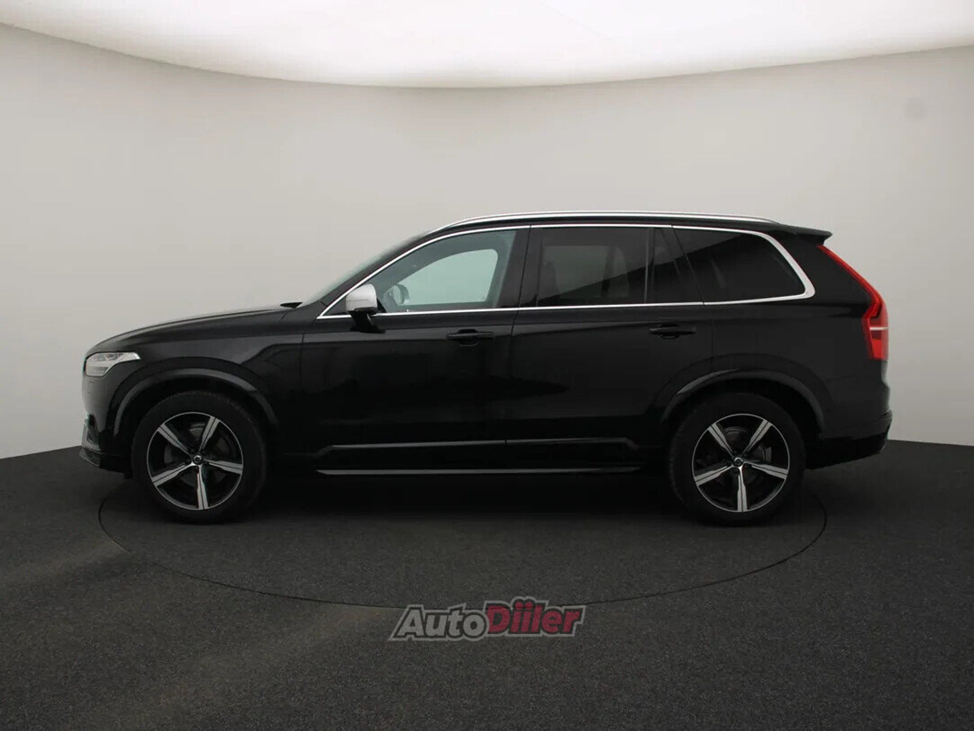 Volvo XC90 Inscription 2.0 173kW 2017, kuva 6/10