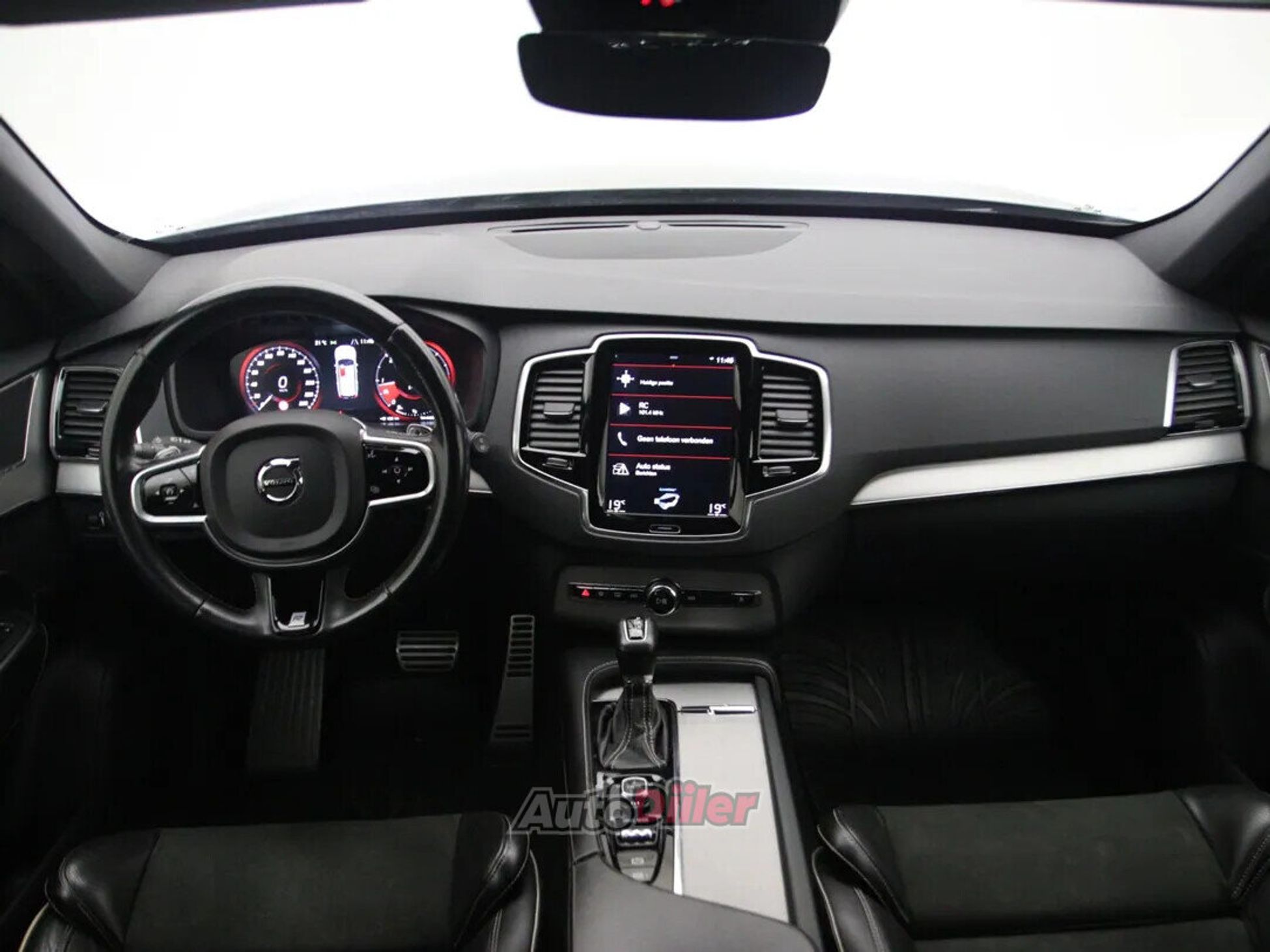 Volvo XC90 Inscription 2.0 173kW 2017, kuva 2/10