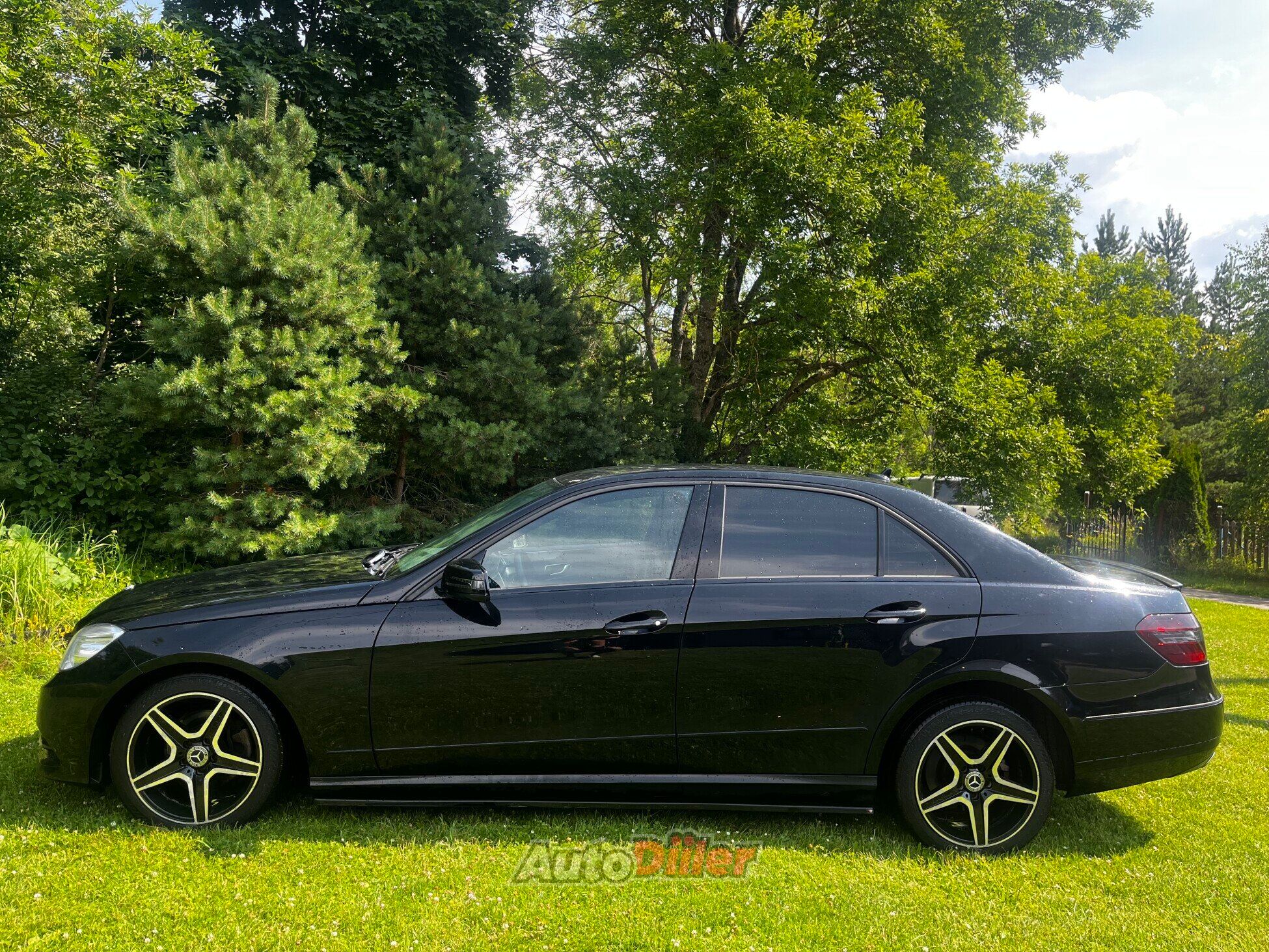 Mercedes-Benz E 200 2.1 100kW 2012, kuva 2/10