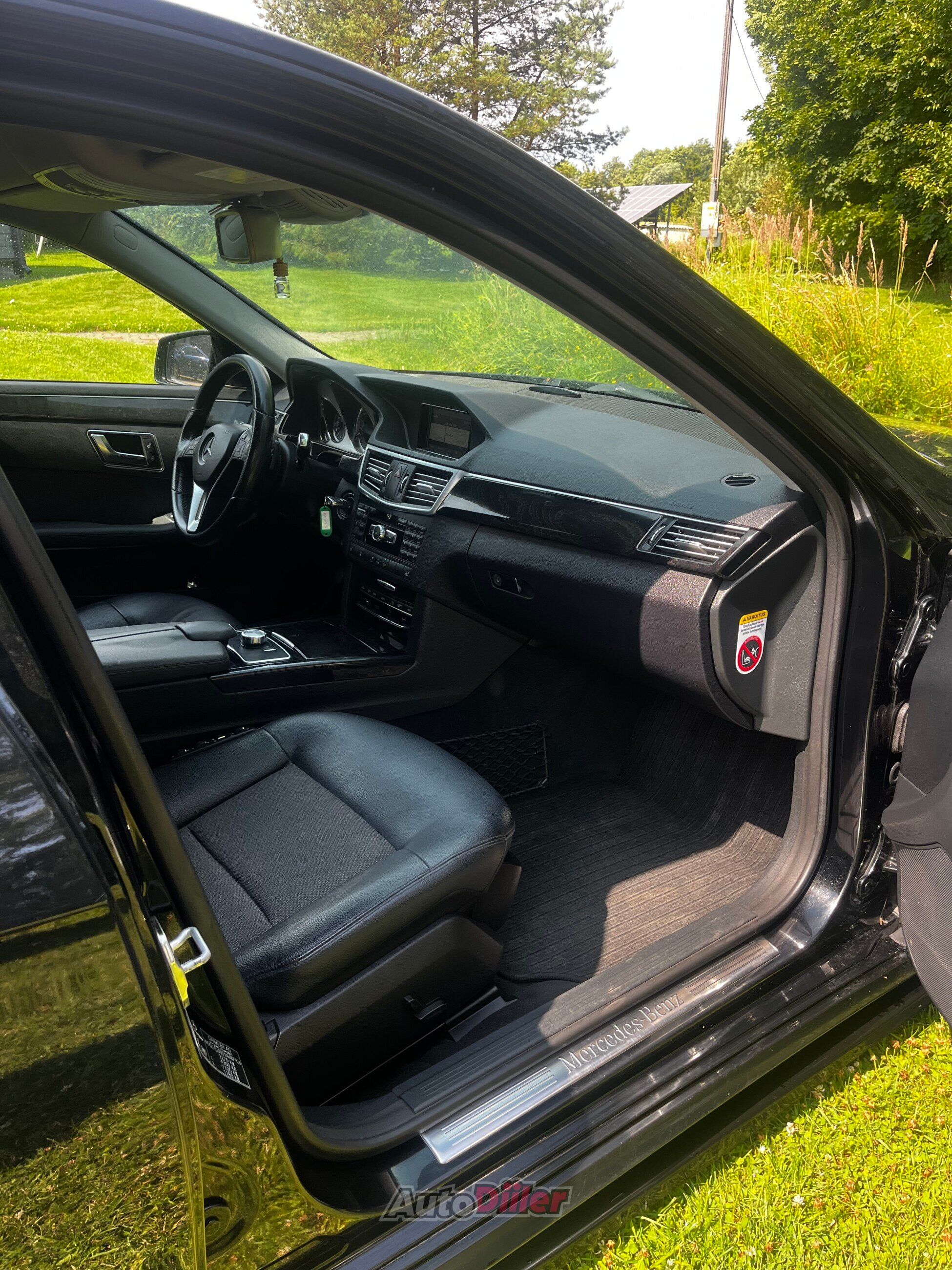 Mercedes-Benz E 200 2.1 100kW 2012, kuva 7/10