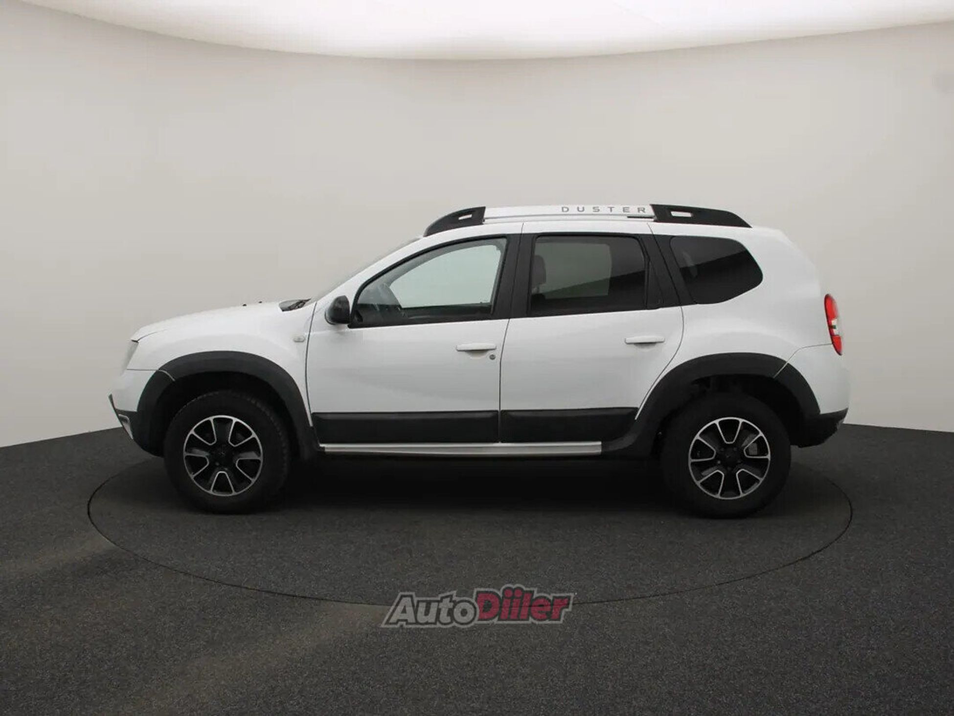 Dacia Duster Blackshadow 1.2 92kW 2017, photo 6/10