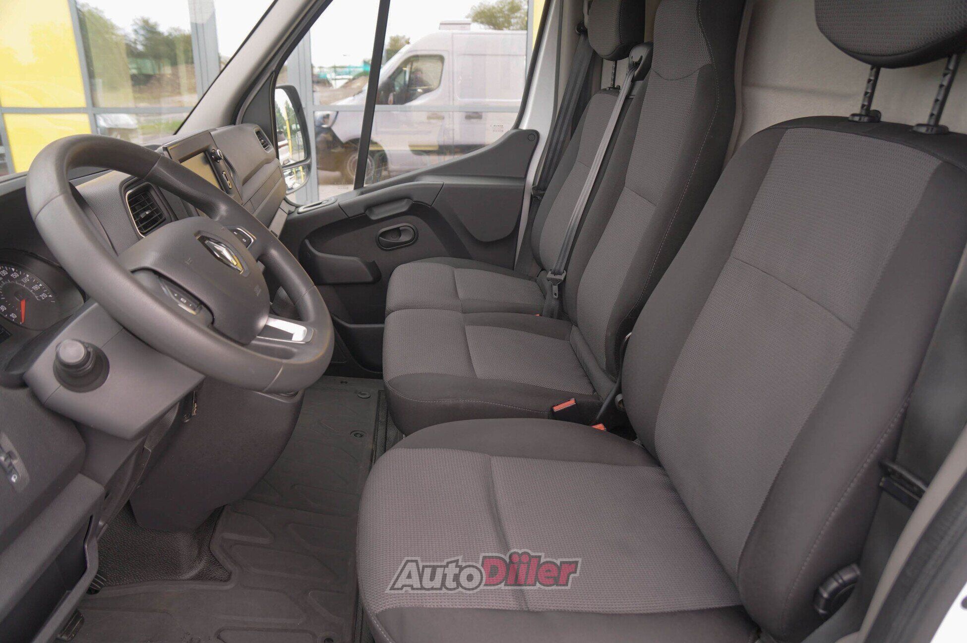 Renault Master 2022, photo 6/10
