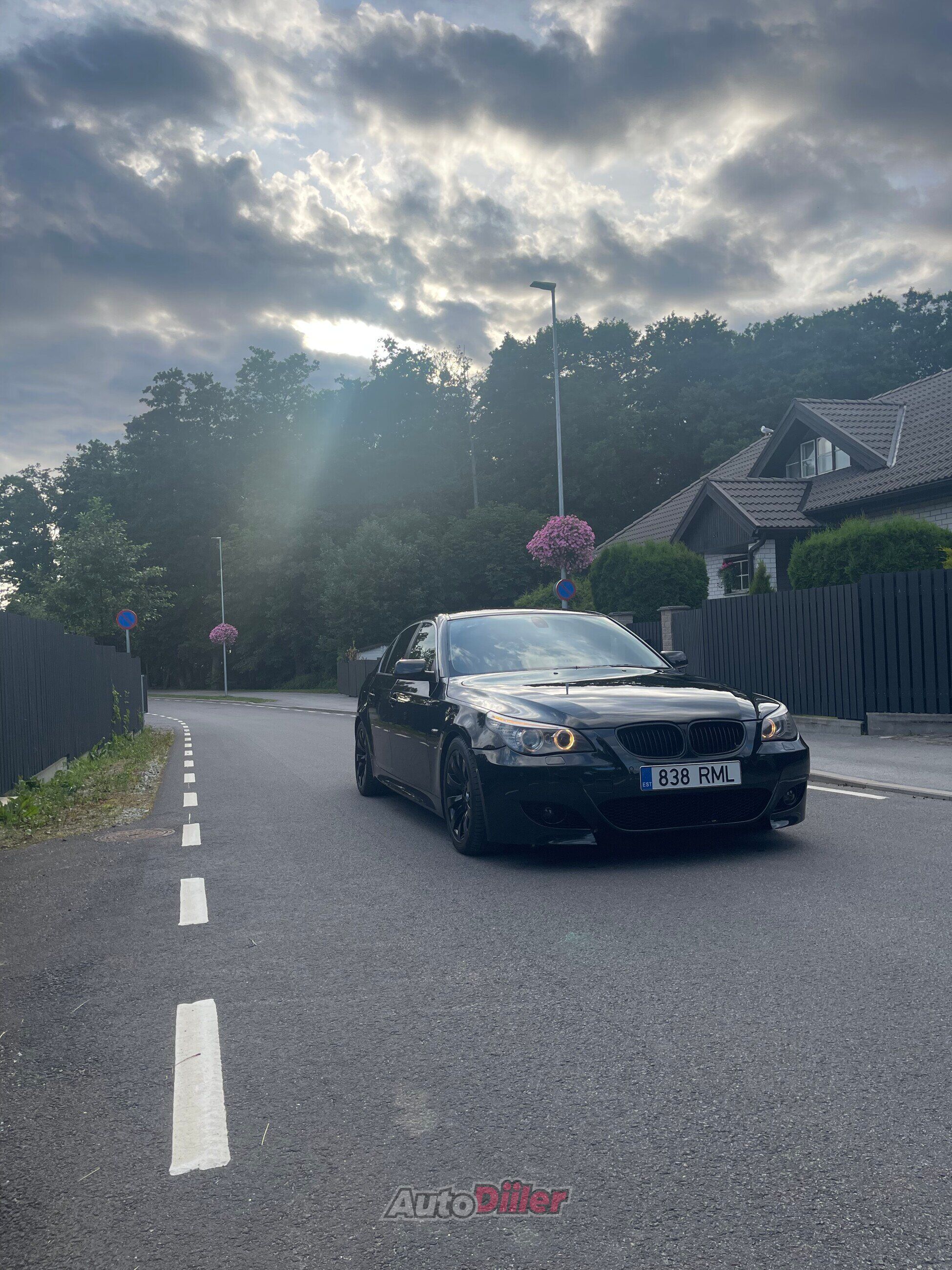 BMW 530