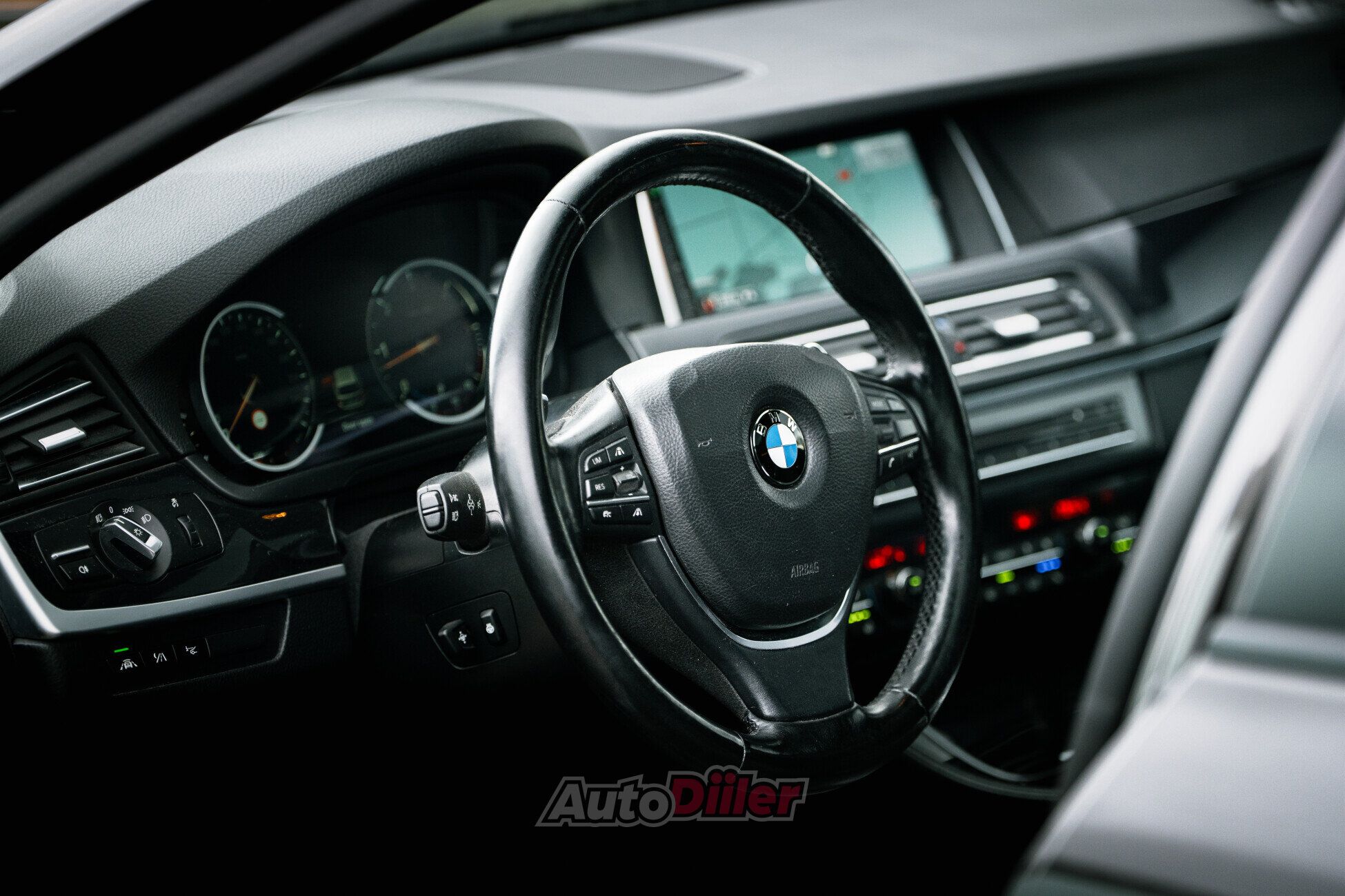 BMW 530 LCI 3.0 190kW 2014, kuva 7/10
