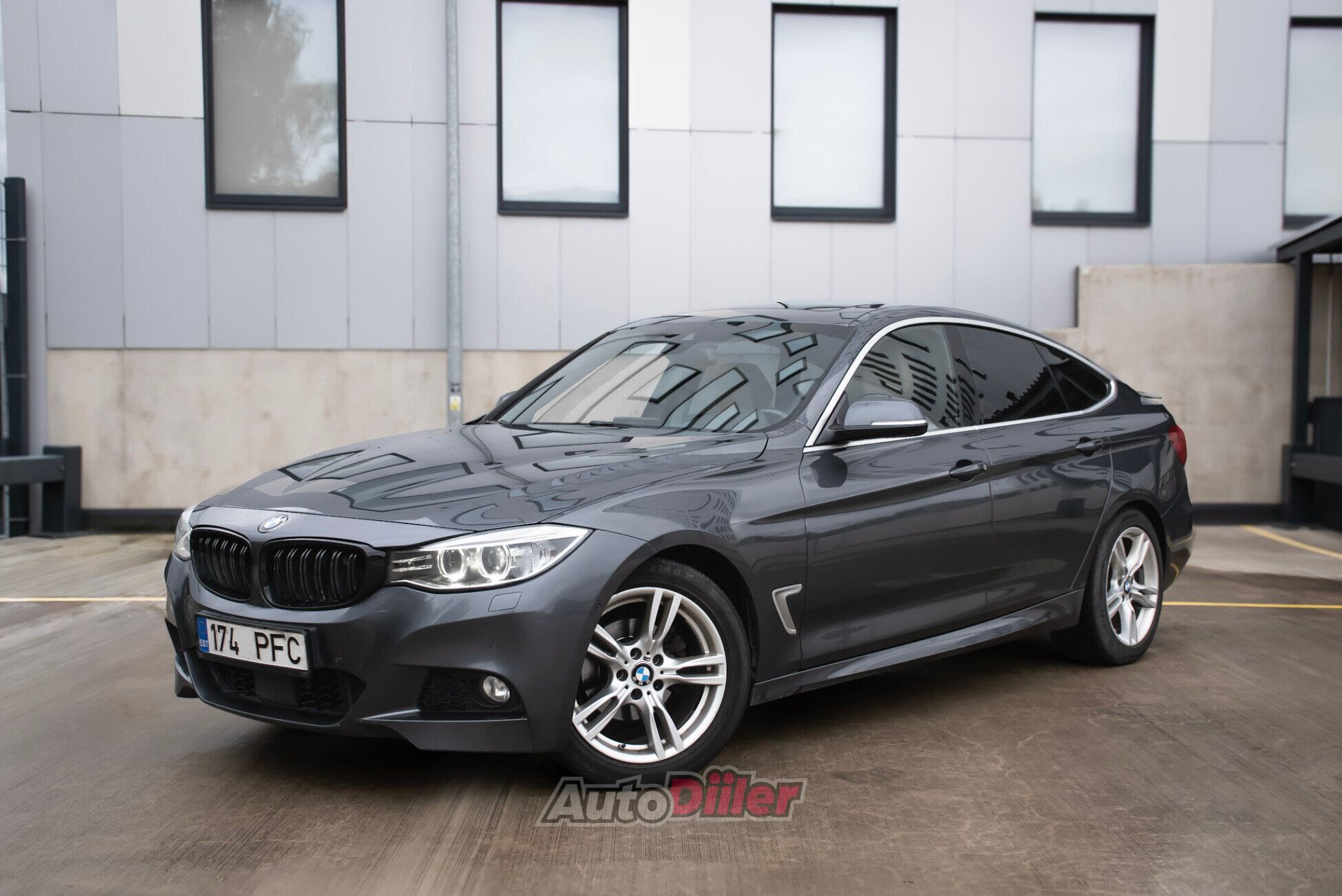 BMW 320 GT M Sport 2.0 135kW 2.0 135kW 2015, photo 2/10
