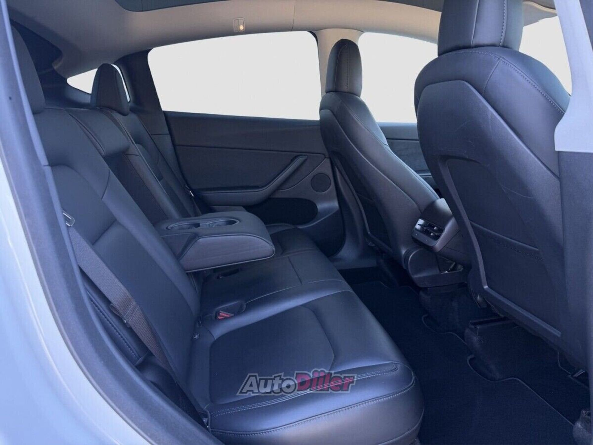 Tesla Model Y 153kW 2021, photo 7/10