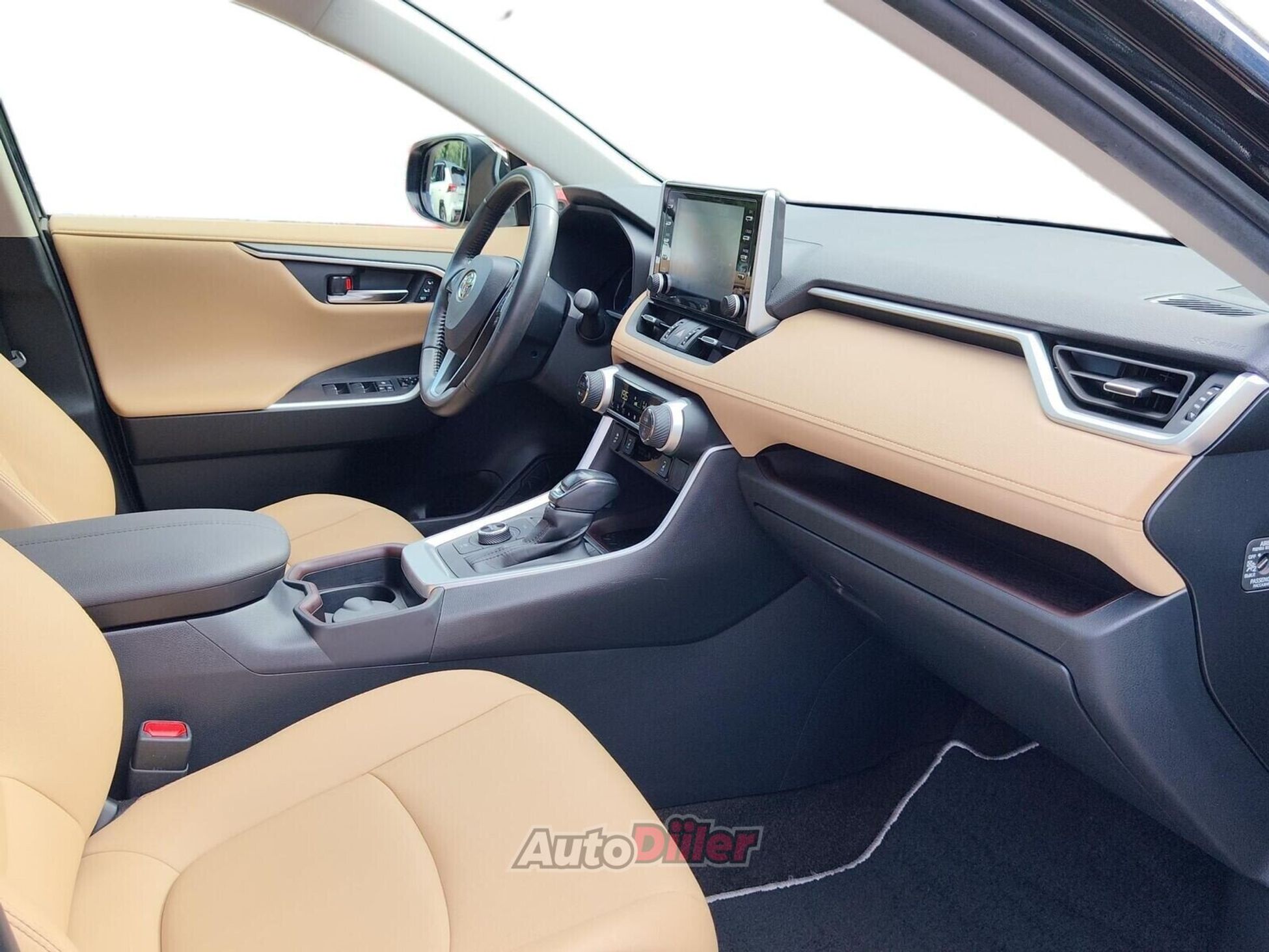 Toyota RAV4 Premium 2.5 131kW 2021, photo 6/10
