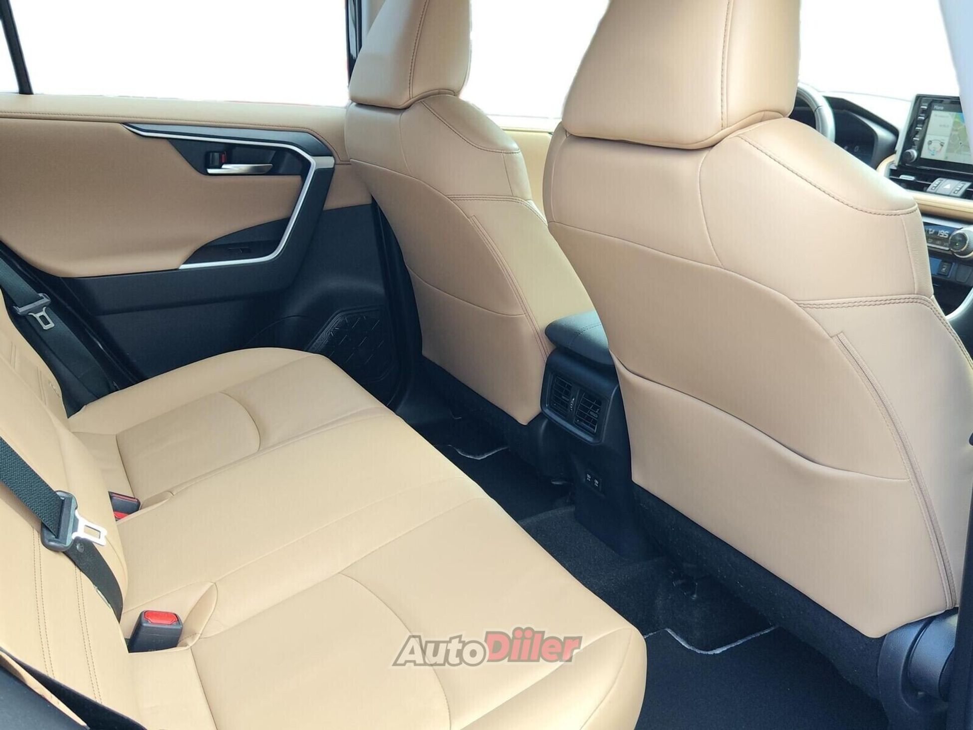 Toyota RAV4 Premium 2.5 131kW 2021, photo 7/10