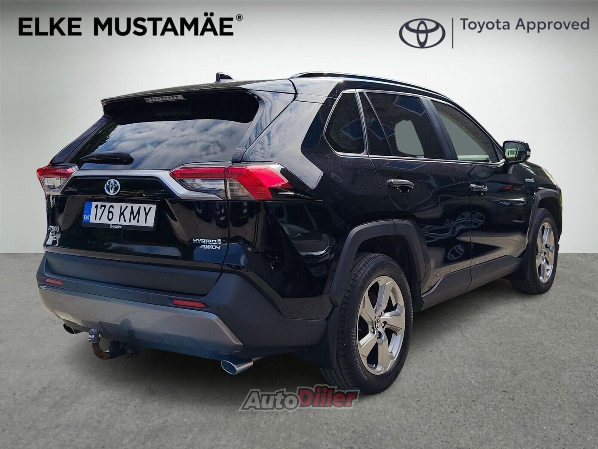 Toyota RAV4 Premium 2.5 131kW 2021, photo 2/10