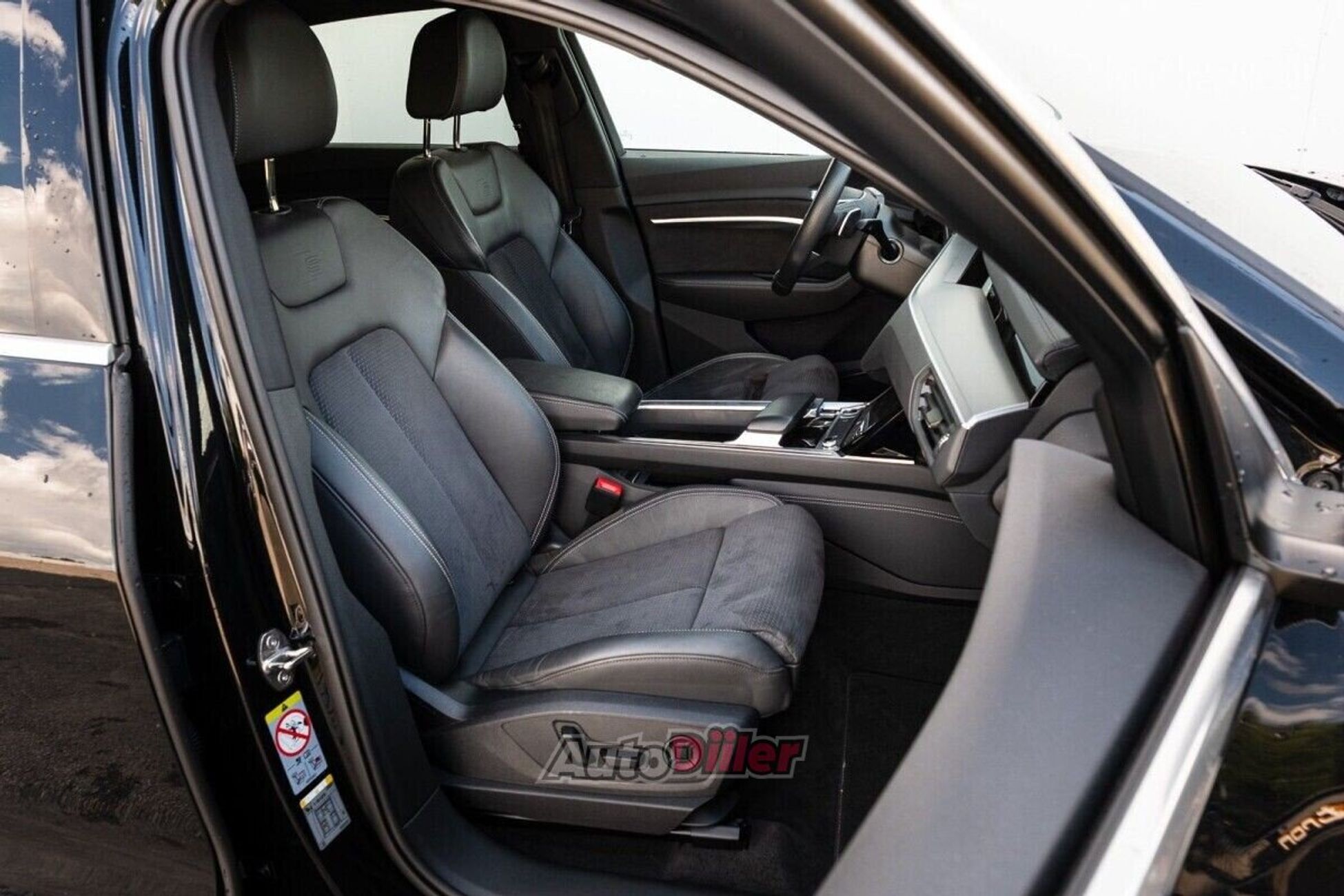 Audi e-tron 230kW 2022, photo 6/10