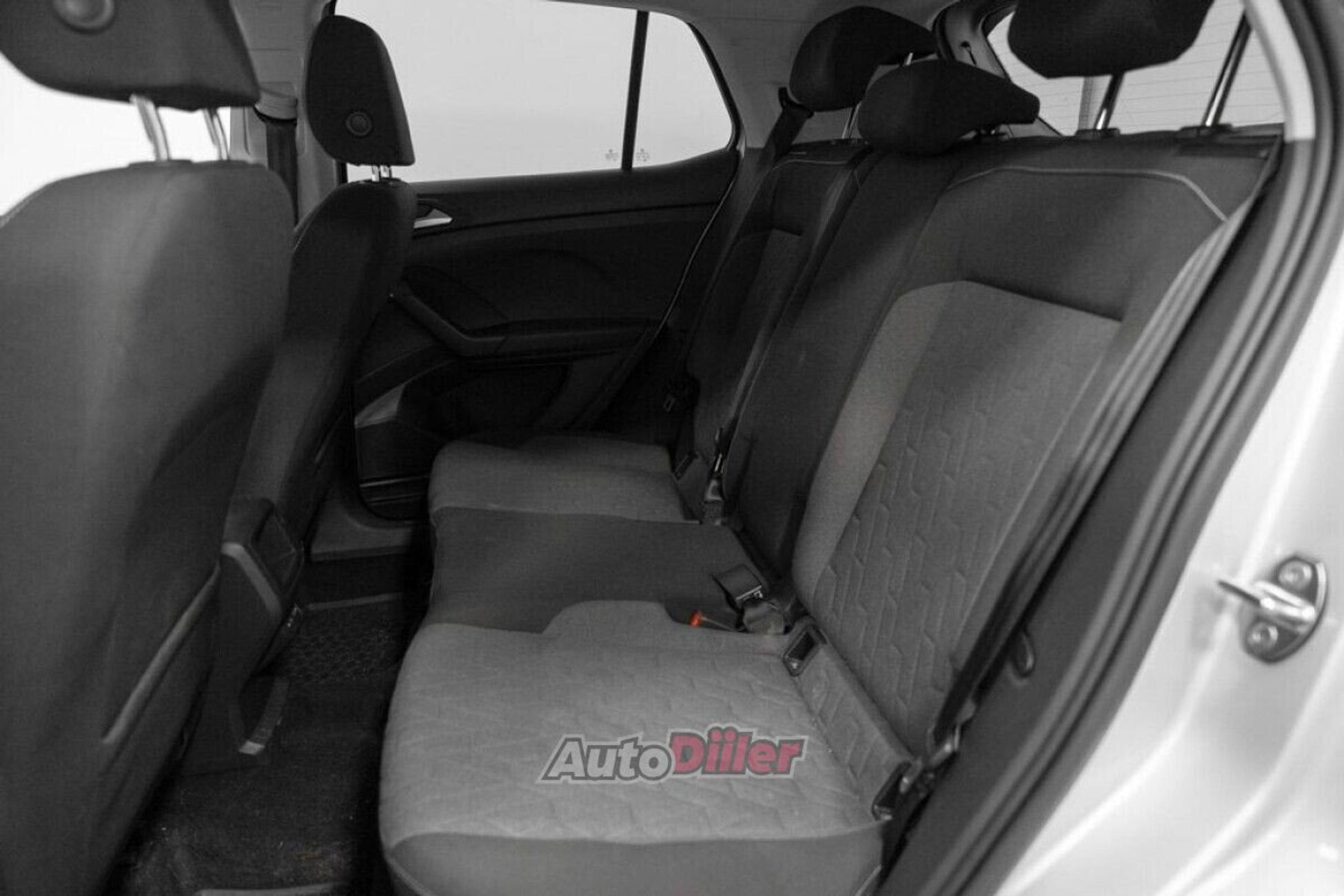 Volkswagen T-Cross 1.0 85kW 2025, photo 6/10