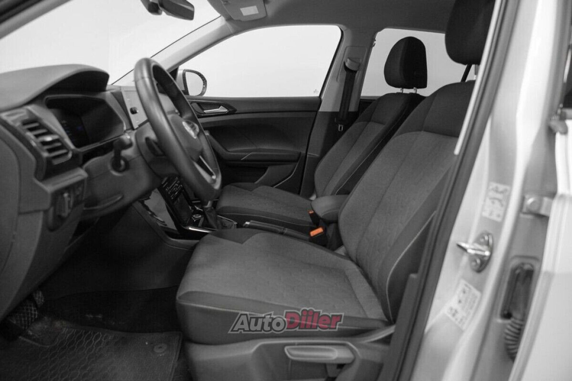 Volkswagen T-Cross 1.0 85kW 2025, photo 5/10
