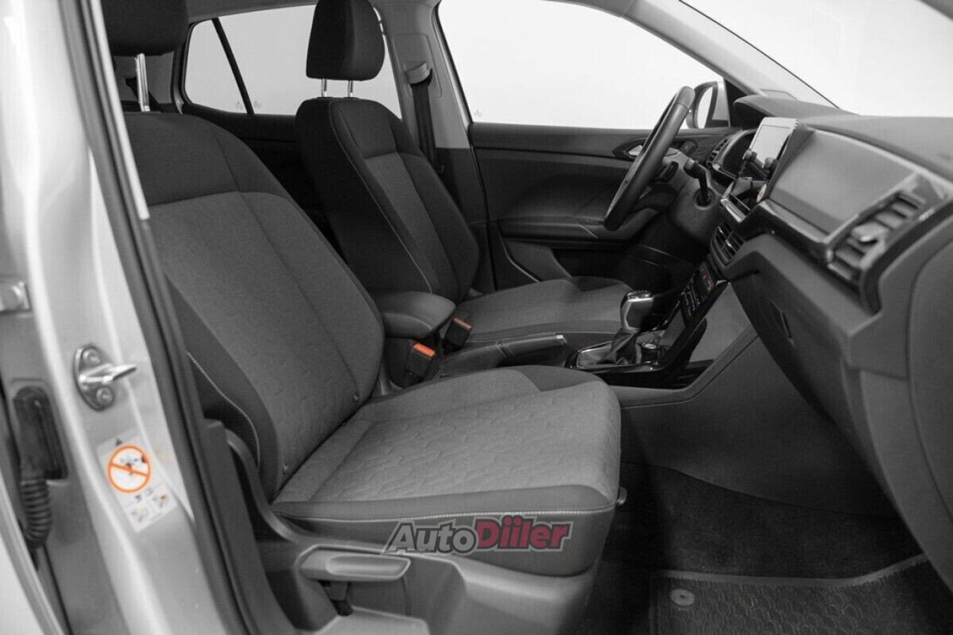 Volkswagen T-Cross 1.0 85kW 2025, photo 7/10