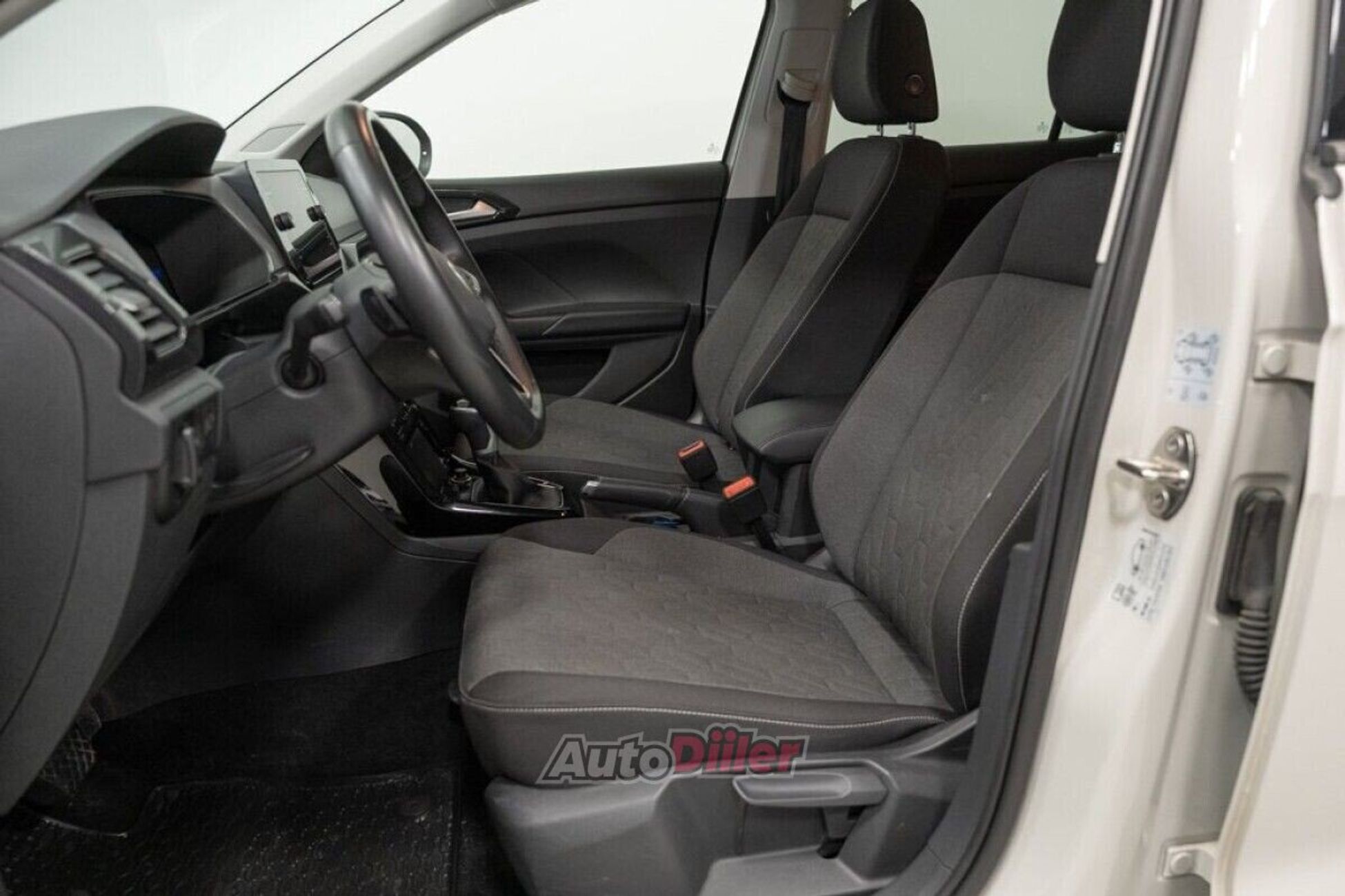 Volkswagen T-Cross 1.0 85kW 2025, photo 7/10