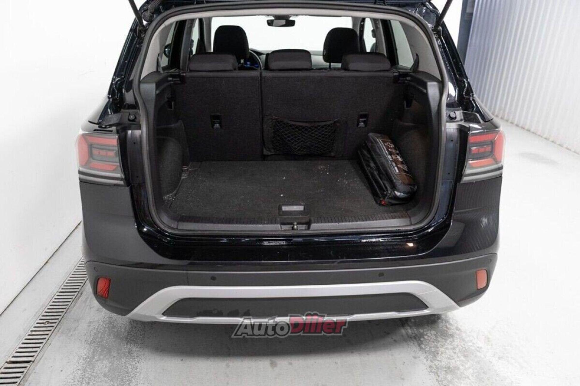Volkswagen T-Cross 1.0 85kW 2025, photo 6/10