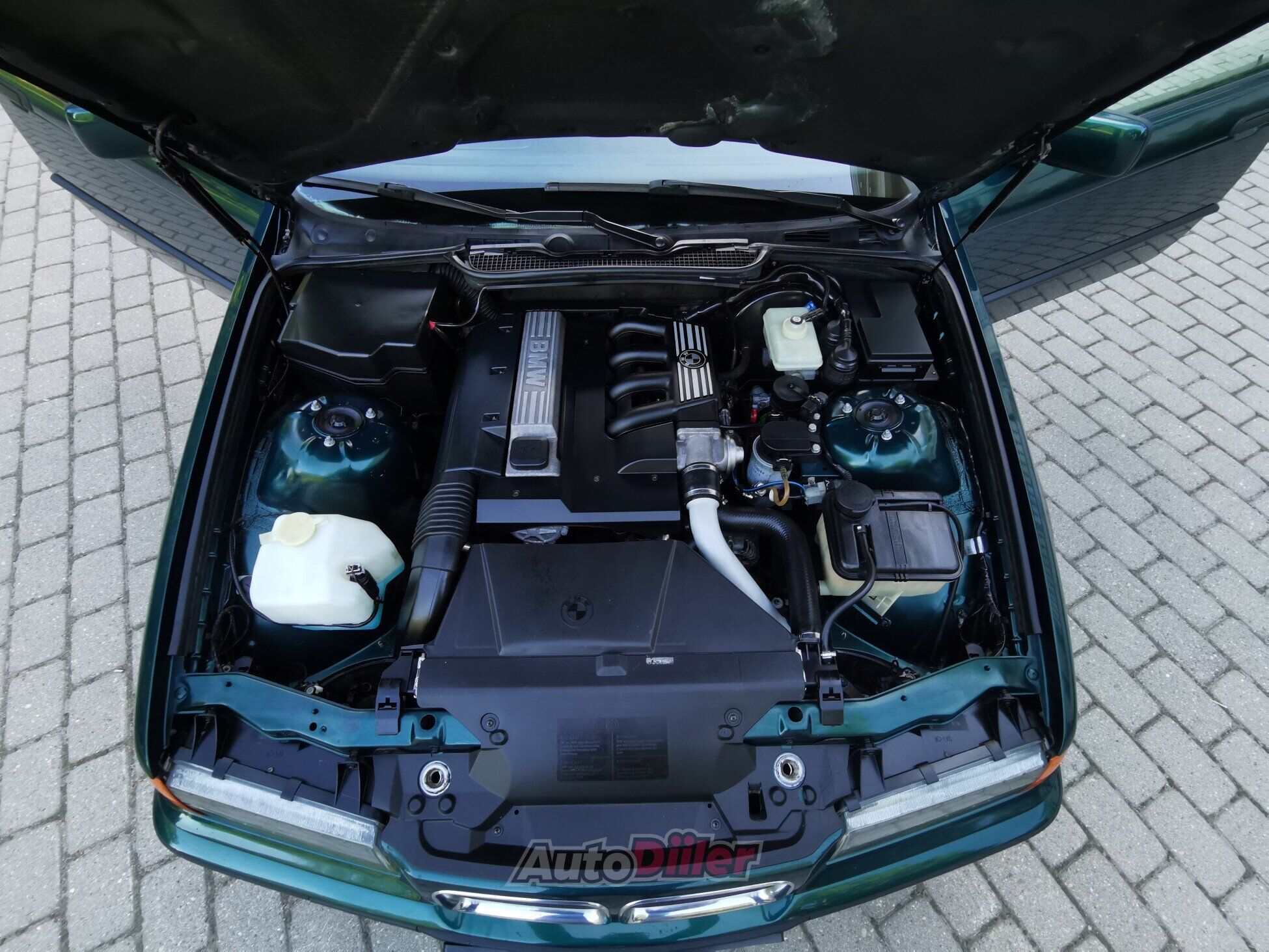 BMW 318 TDS 1.7 66kW 1996, kuva 4/10